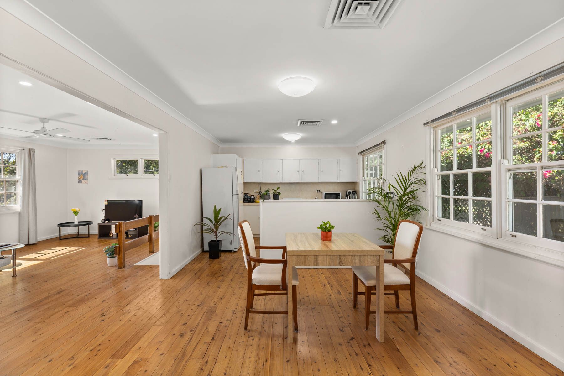 90 Grandview Road, New Lambton Heights, NSW 2305, New Lambton Heights, - Thumbnail 4