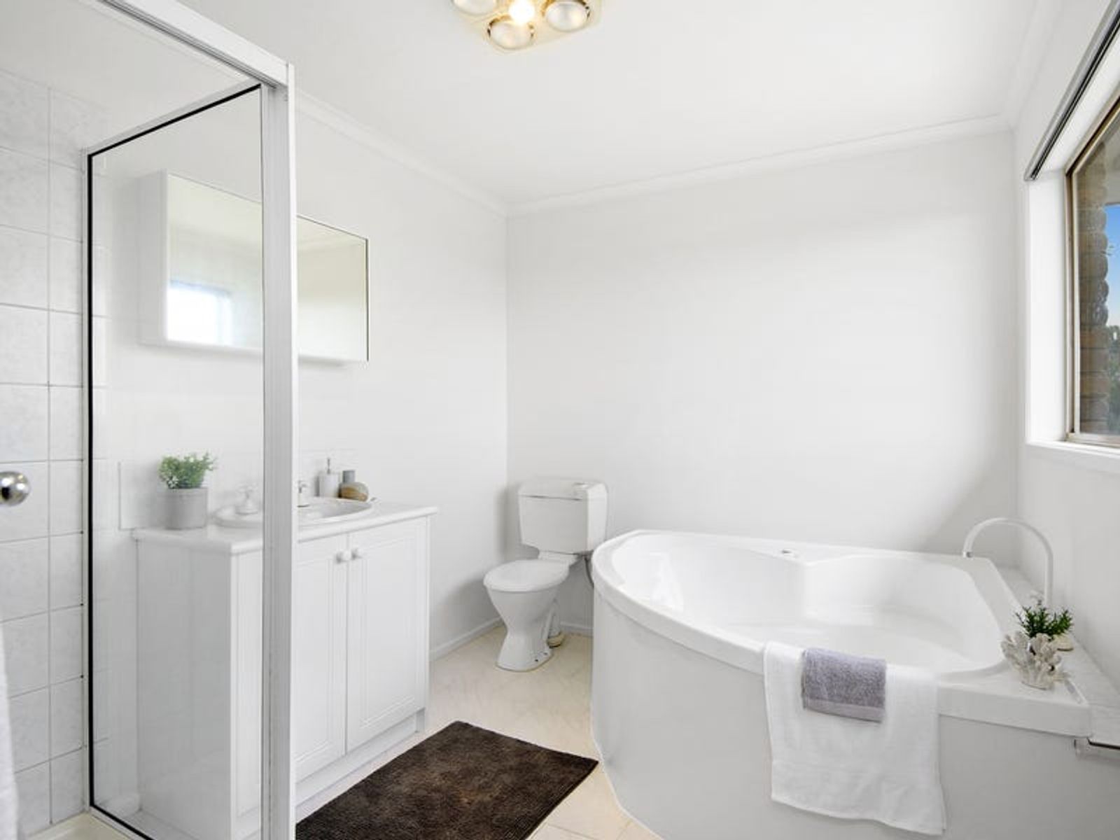 119 Gleneagles Drive, Endeavour Hills, VIC 3802, Endeavour Hills - Thumbnail 6