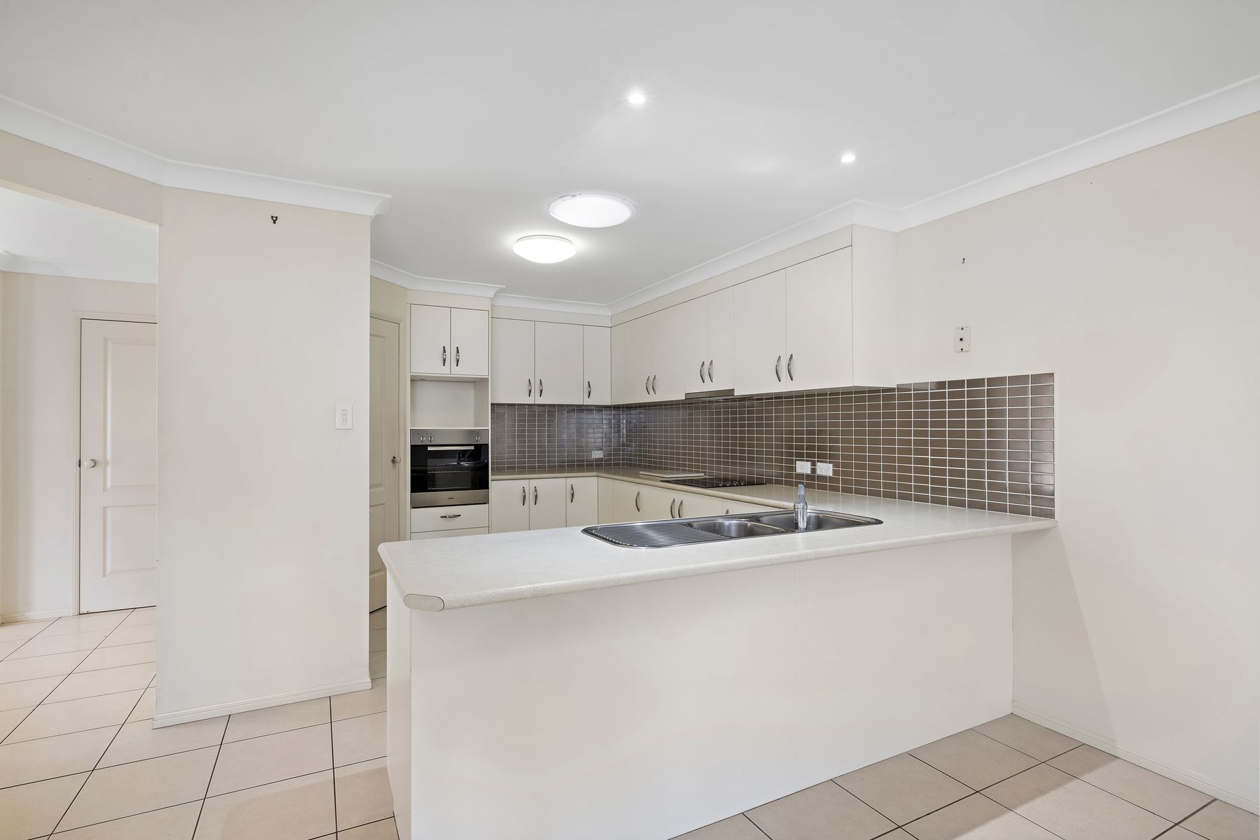 18 Beddoe Street, Thornlands QLD 4164, Thornlands - Thumbnail 4