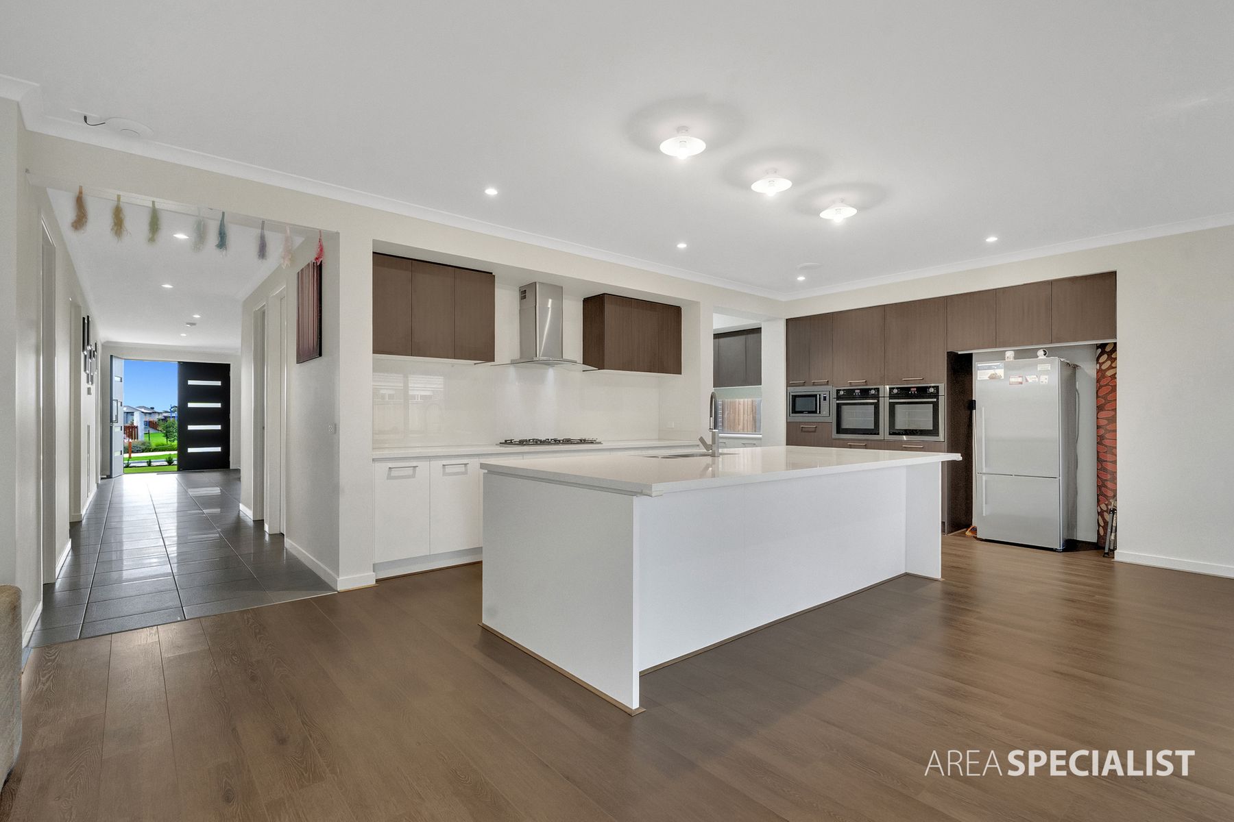 55 Waterman Drive, Clyde, Clyde - Thumbnail 6