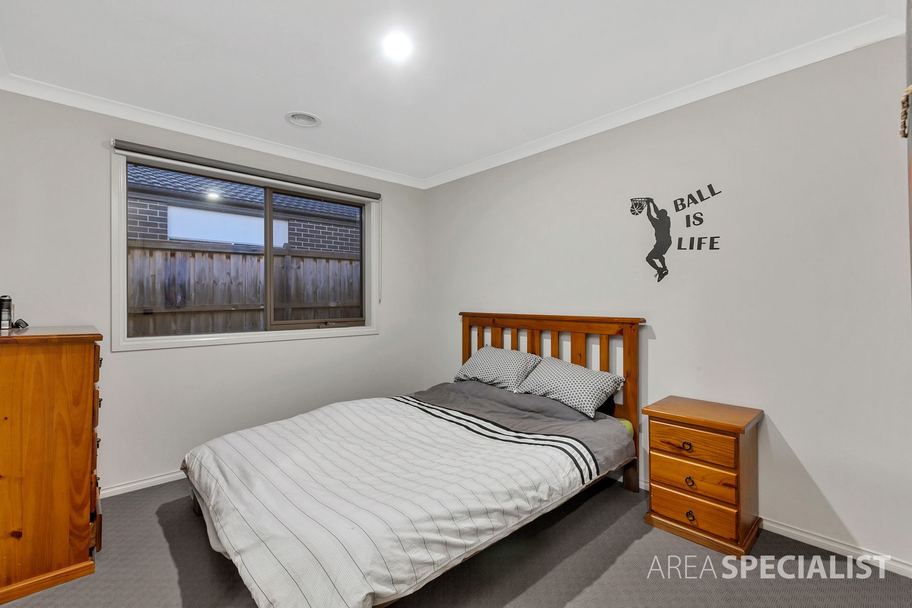 16 Great Banjo Street, Clyde North, VIC 3978, Clyde North - Thumbnail 8