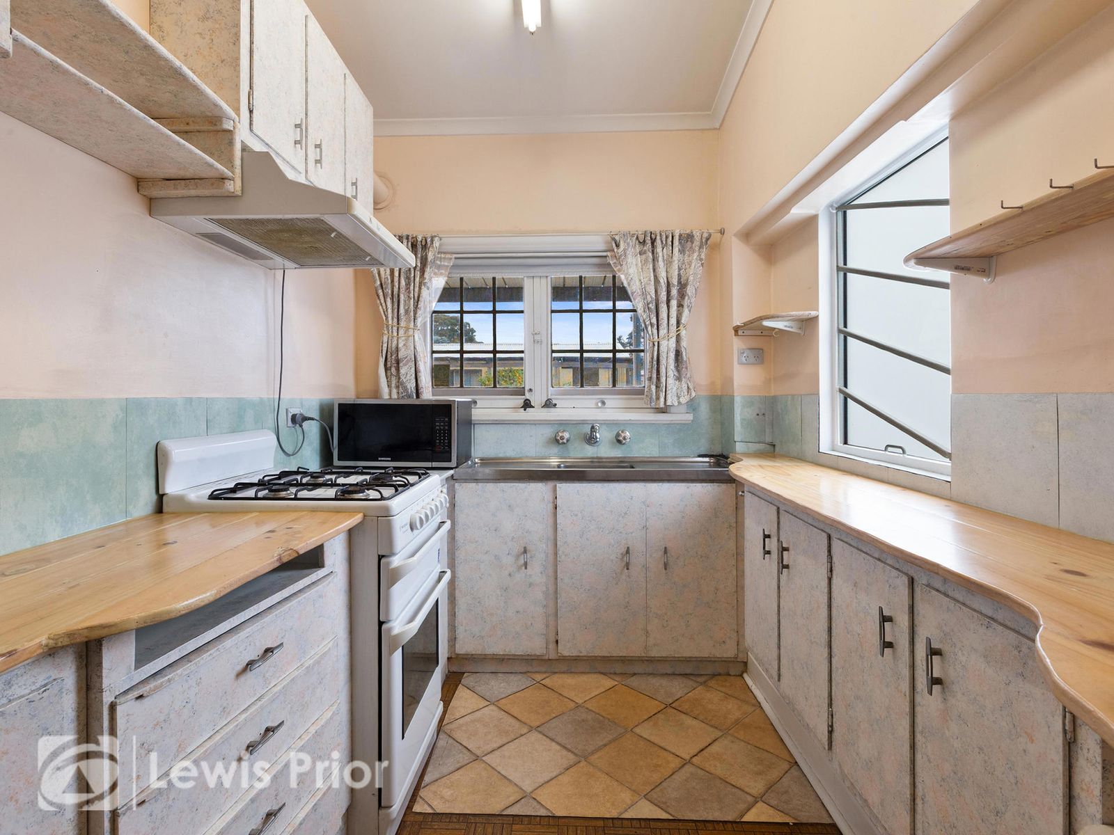 311 Oaklands Road, Marion SA 5043, Marion - Thumbnail 4