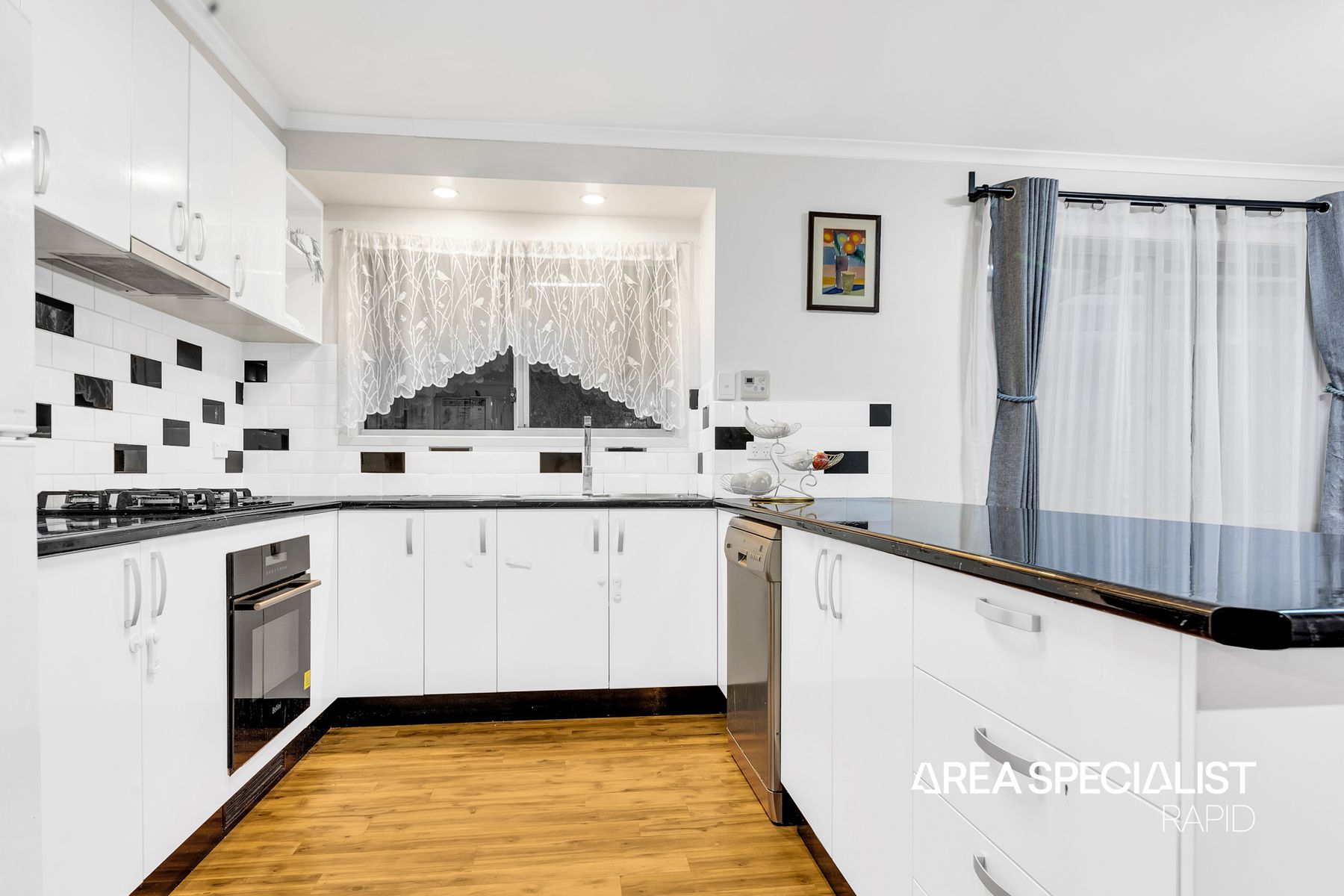 6 Ashton Rise, Narre Warren South, Narre Warren South - Thumbnail 5