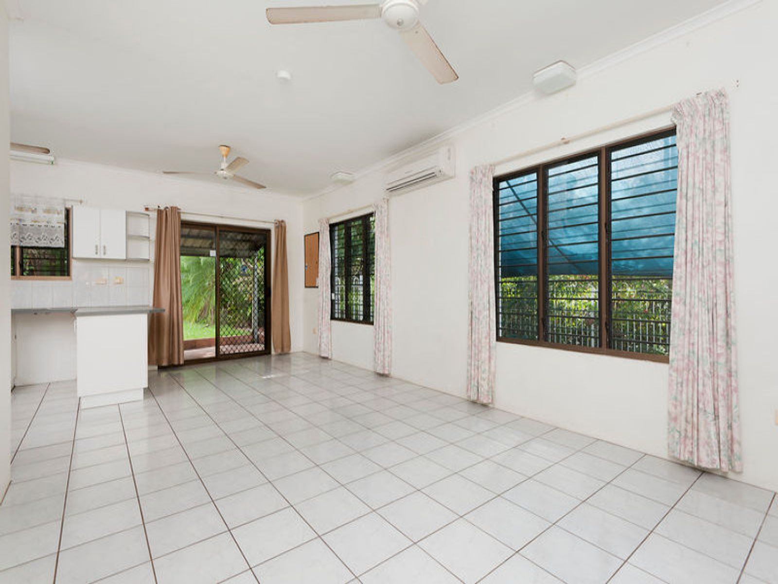 75 Sibbald Crescent, Woodroffe NT 0830, Woodroffe - Thumbnail 4