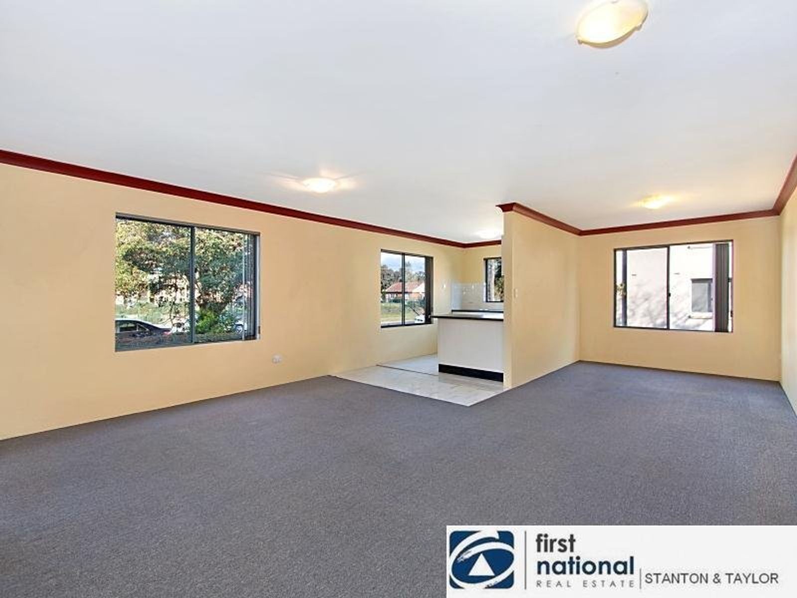1/49-51 Kings Street, Penrith - Thumbnail 4