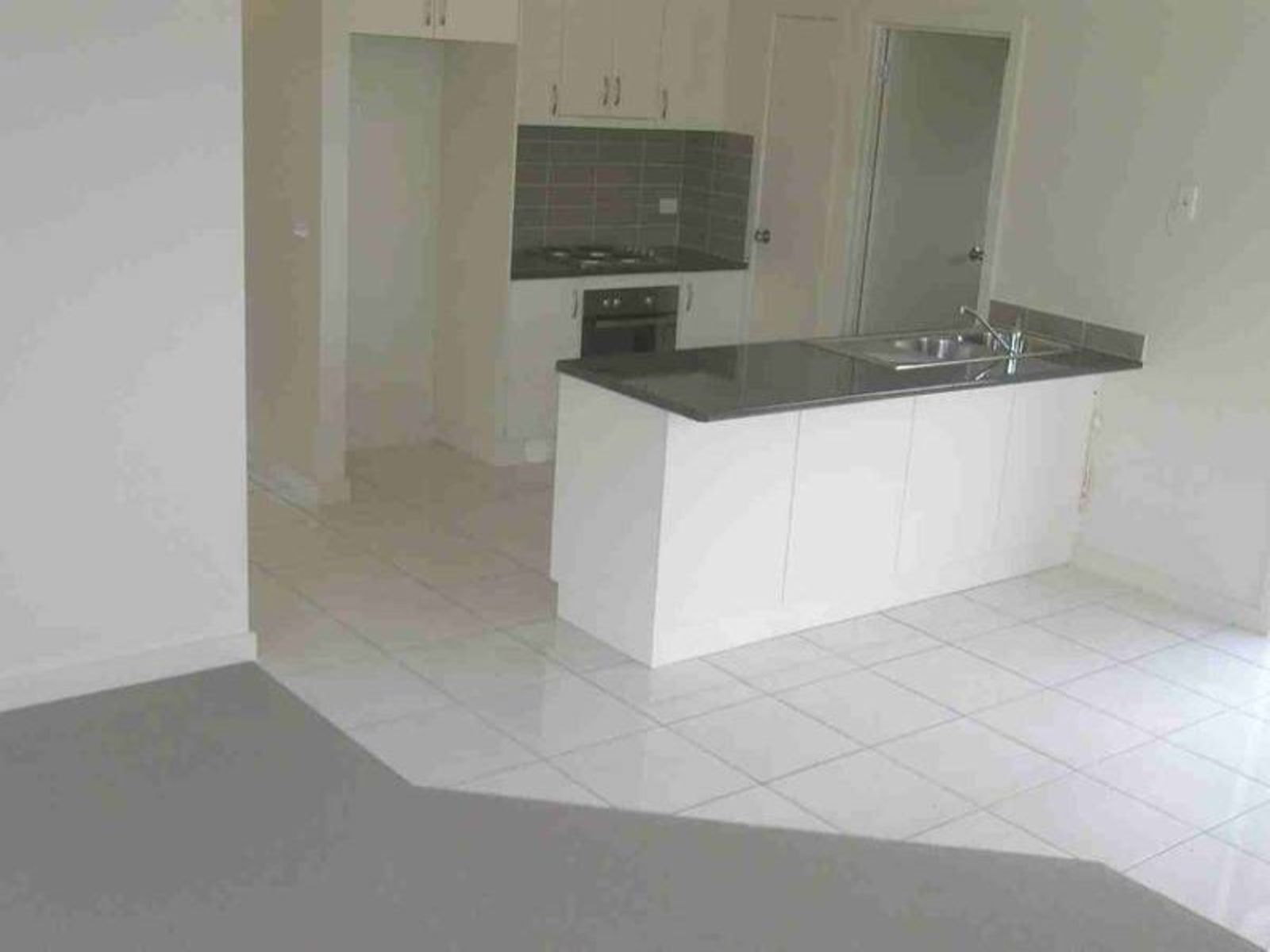 3/9 Lisa Crescent, Mildura - Thumbnail 2