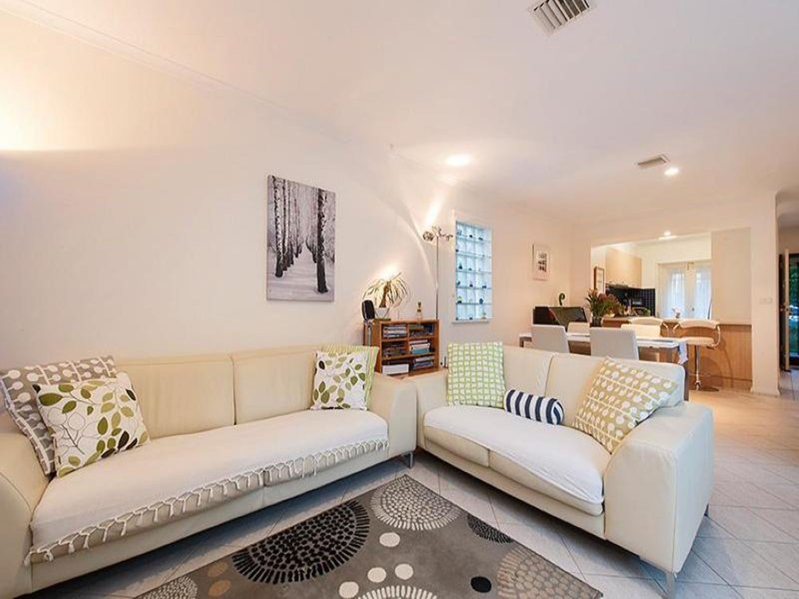 15 Merino Mews, Kensington - Thumbnail 4