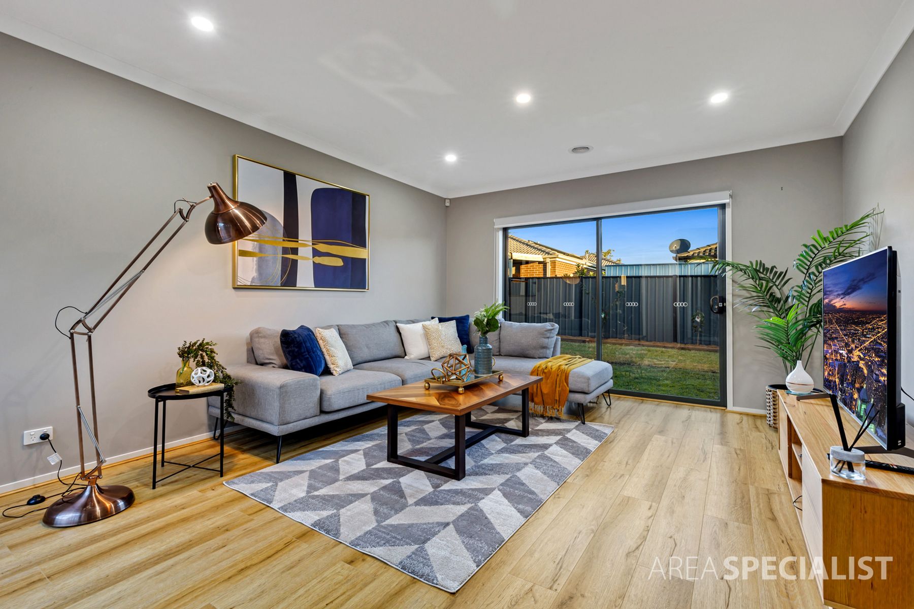 11 Haflinger Avenue, Clyde North, VIC 3978, Clyde North - Thumbnail 2
