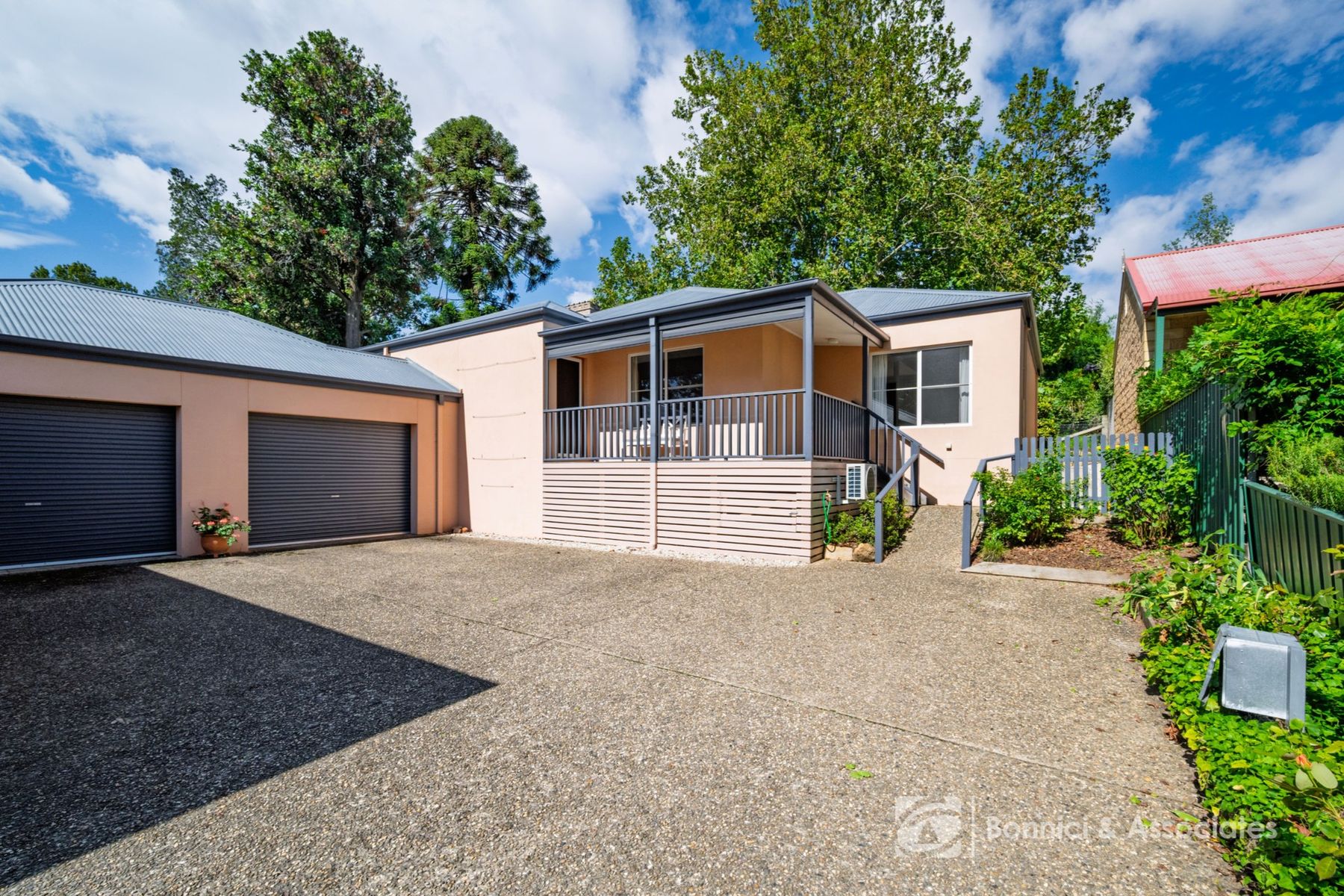 2/9 Priory Lane, Beechworth VIC 3747, Beechworth - Image 1