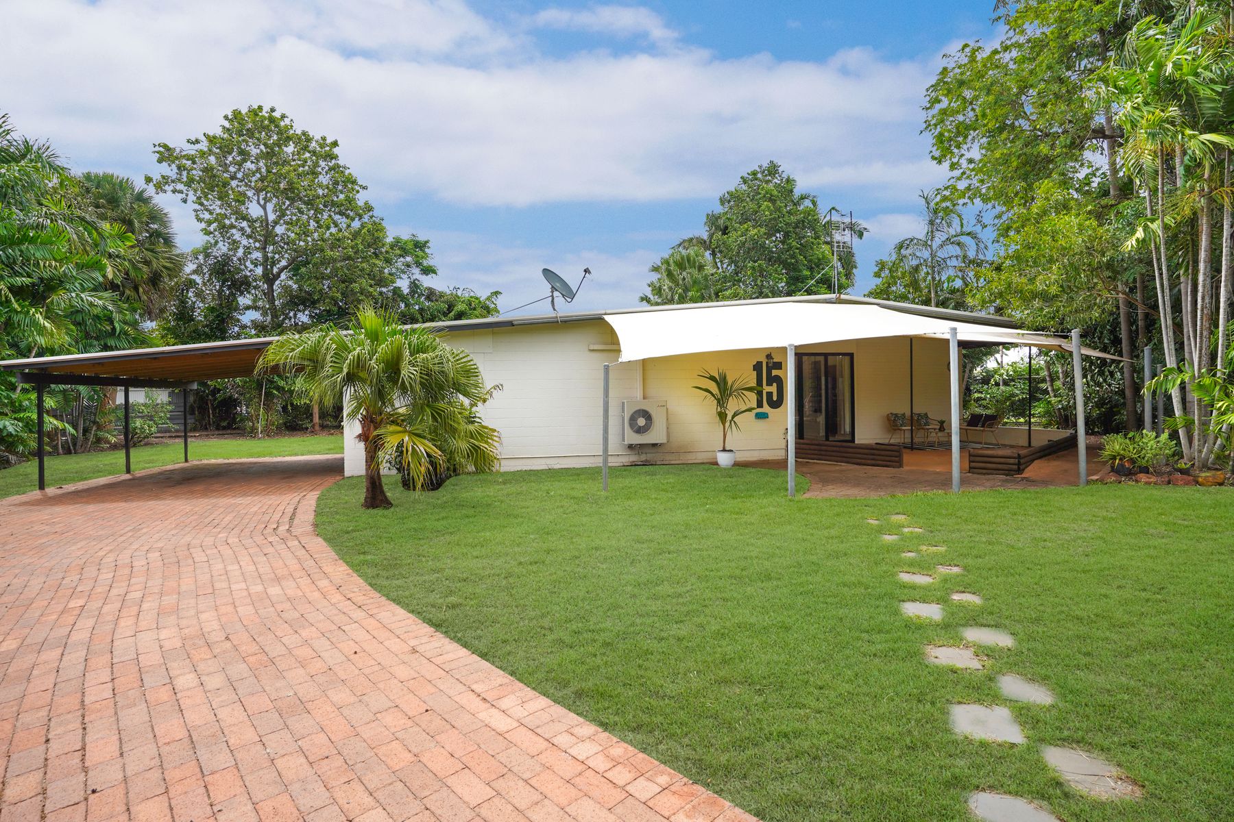 15 Cunjevoi Crescent, Nightcliff NT 0810, Nightcliff - Thumbnail 2