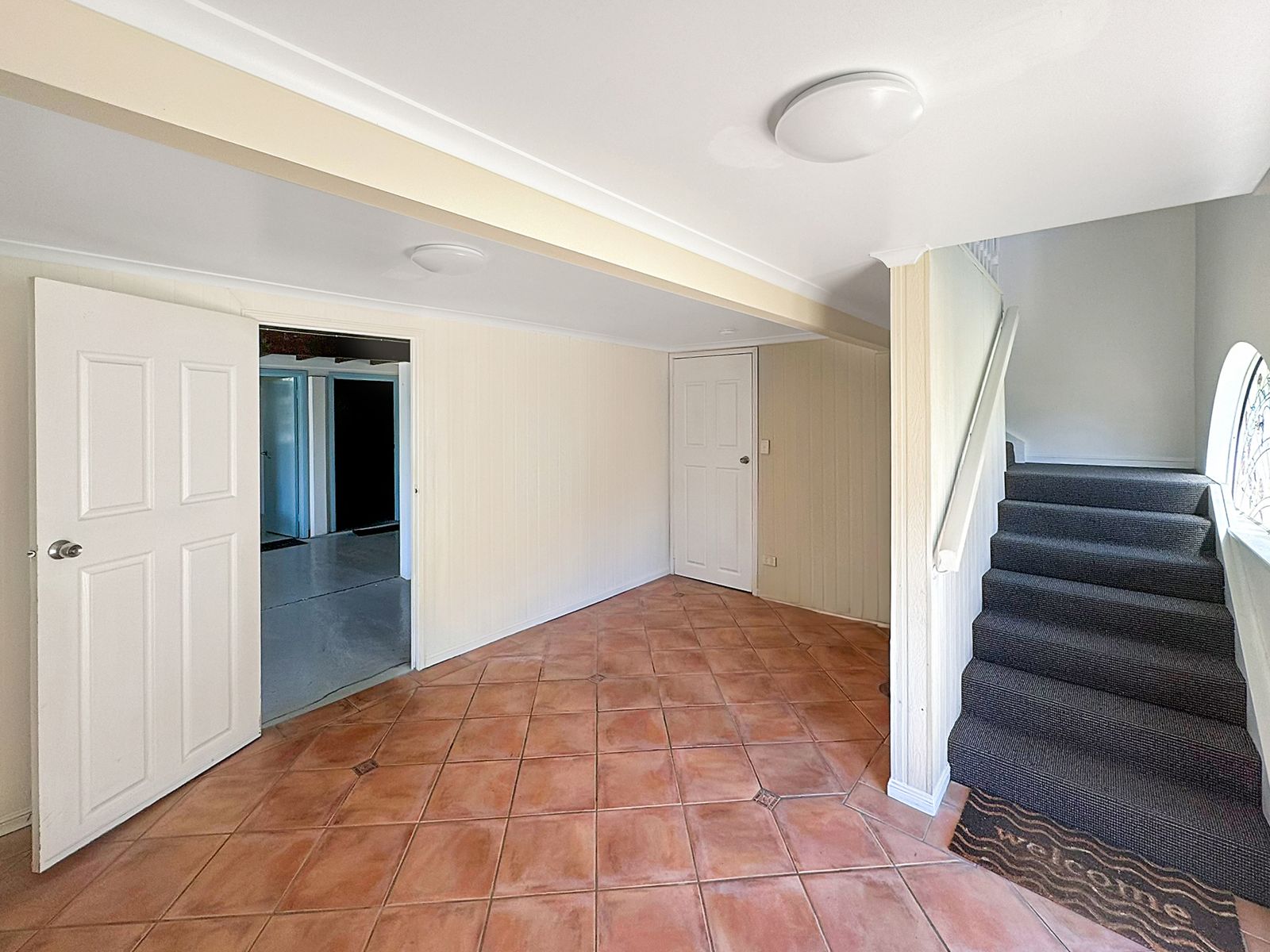 6 Barkala Close, West Gladstone Qld 4680 - Thumbnail 5