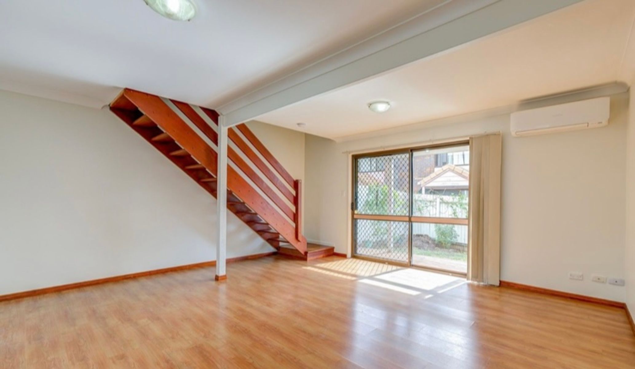 17/10 Damalis Street, Woodridge QLD 4114, Woodridge - Thumbnail 2
