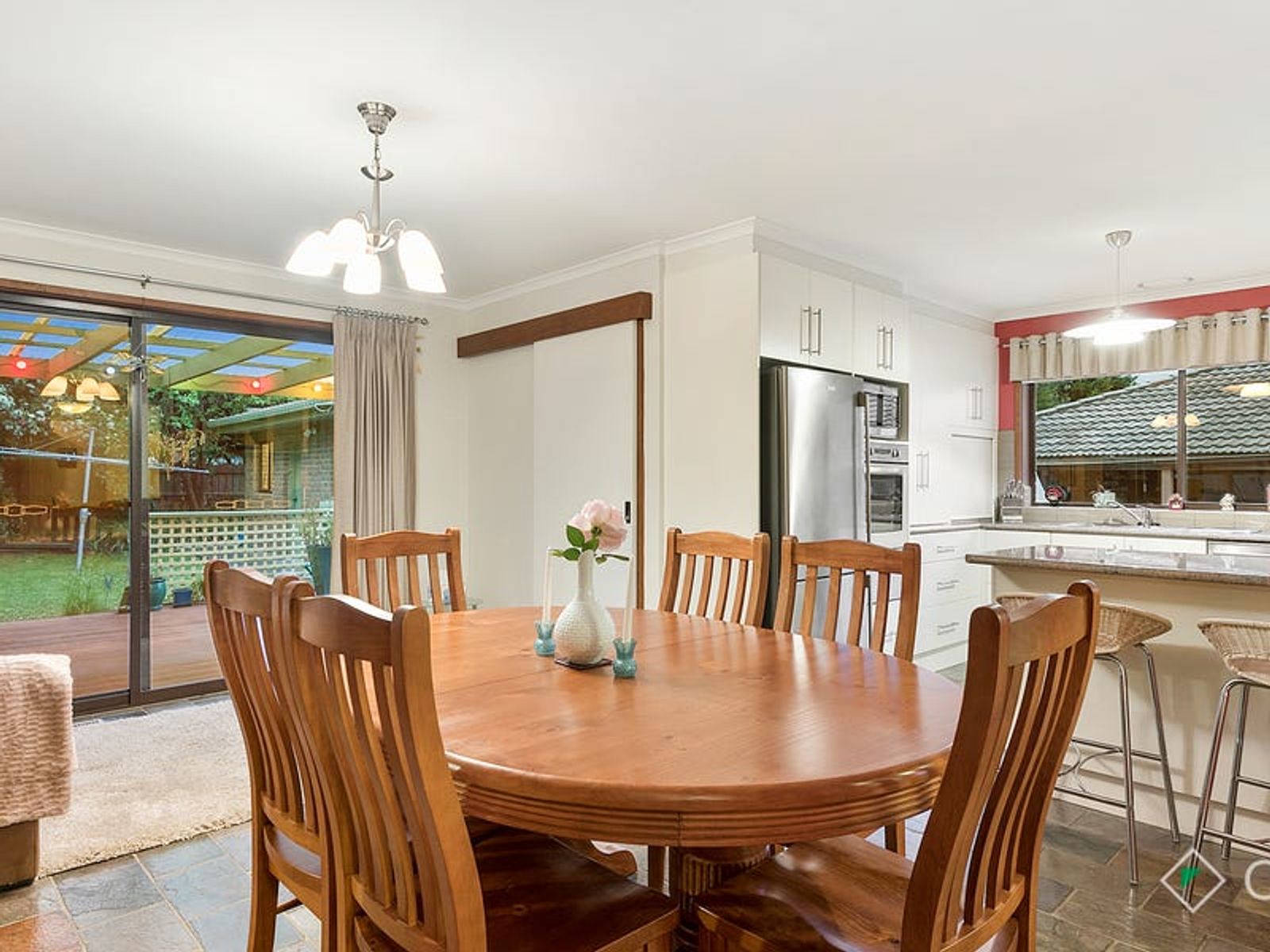 11 Tarbet Court, Endeavour Hills, VIC 3802, Endeavour Hills - Thumbnail 4