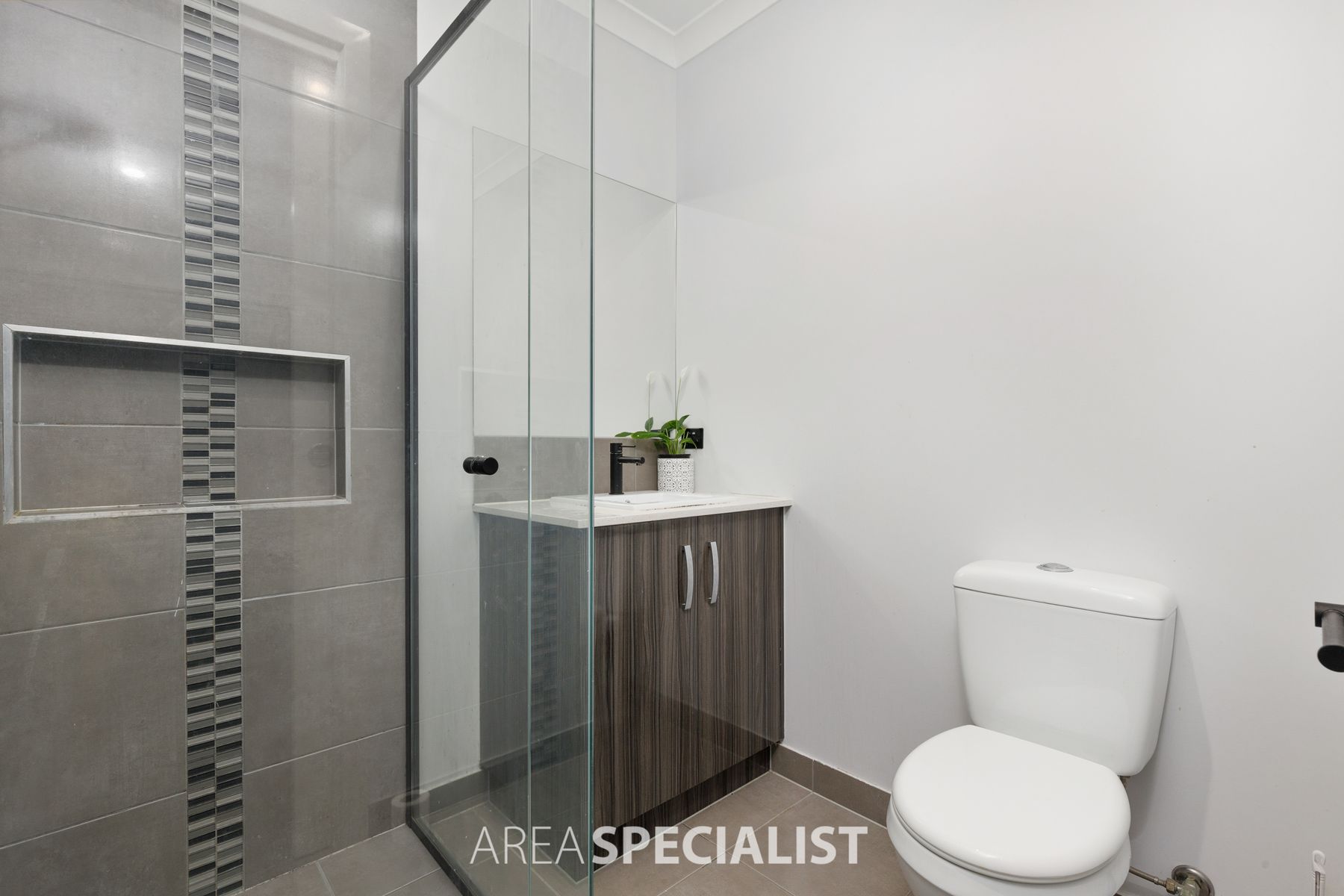 27 Barcelona Avenue, Clyde North, VIC 3978, Clyde North - Thumbnail 8