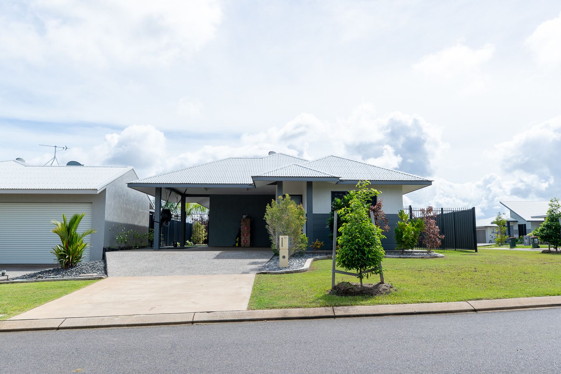 24 Canegrass Circuit, Zuccoli NT 0832, Zuccoli - Thumbnail 2