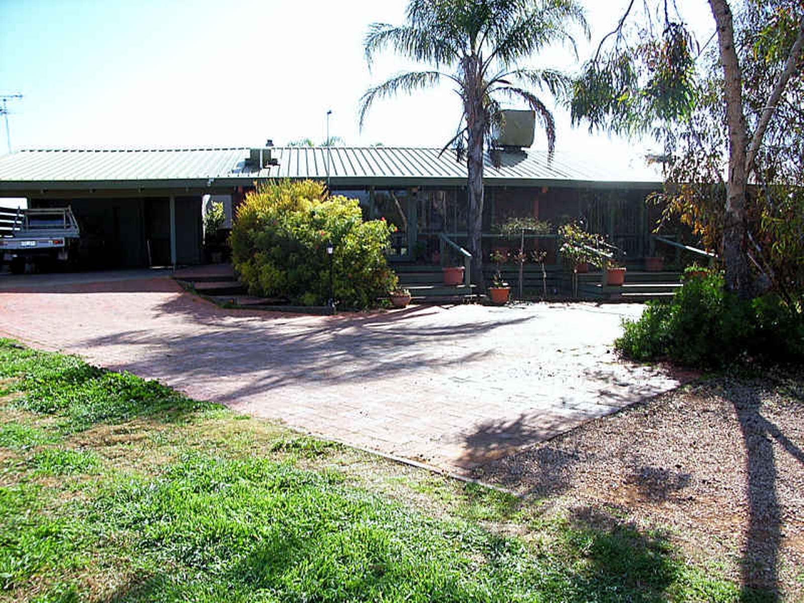 62 Ginquam Avenue