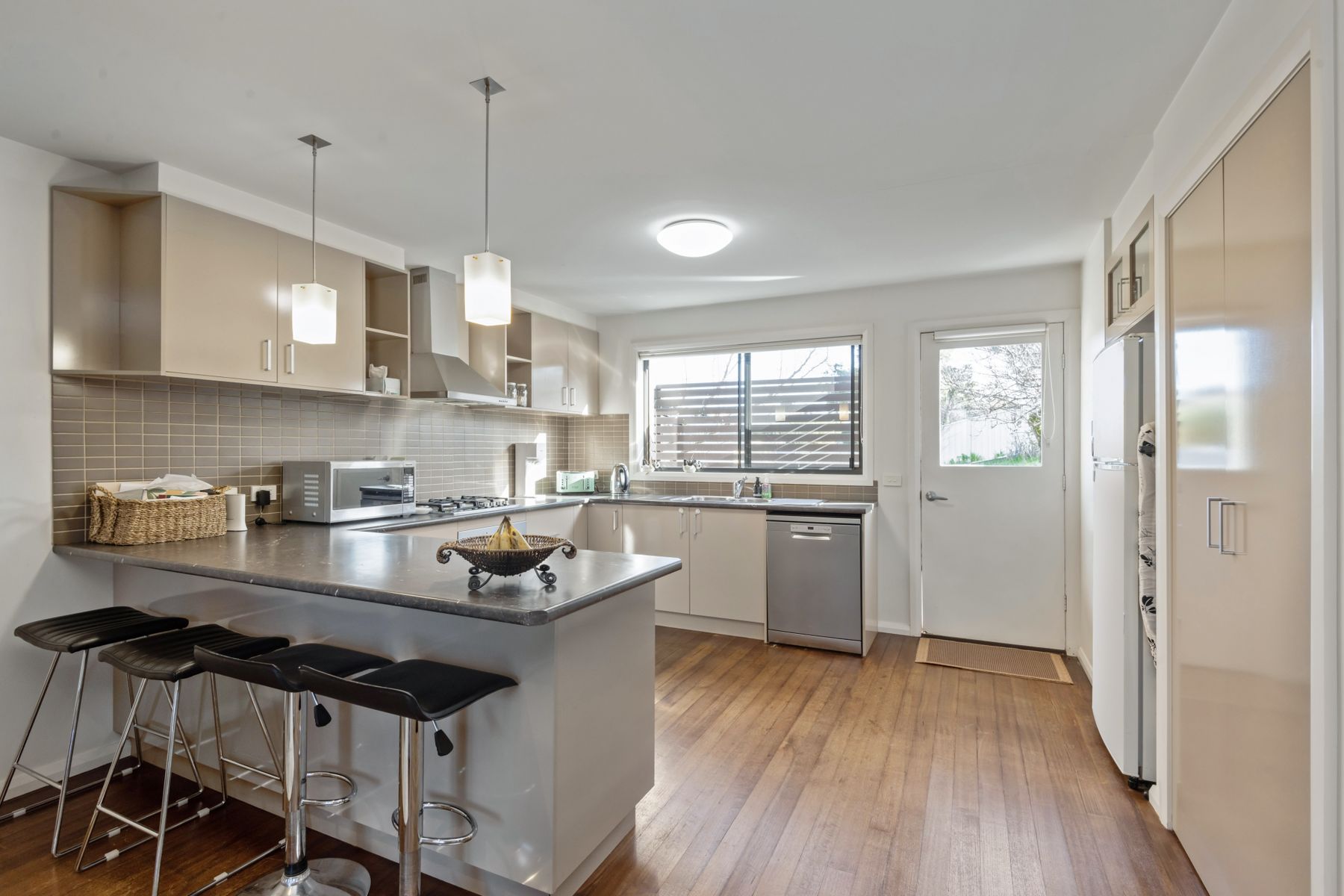 16 Miami Court, North Bendigo, VIC 3550, North Bendigo - Thumbnail 2