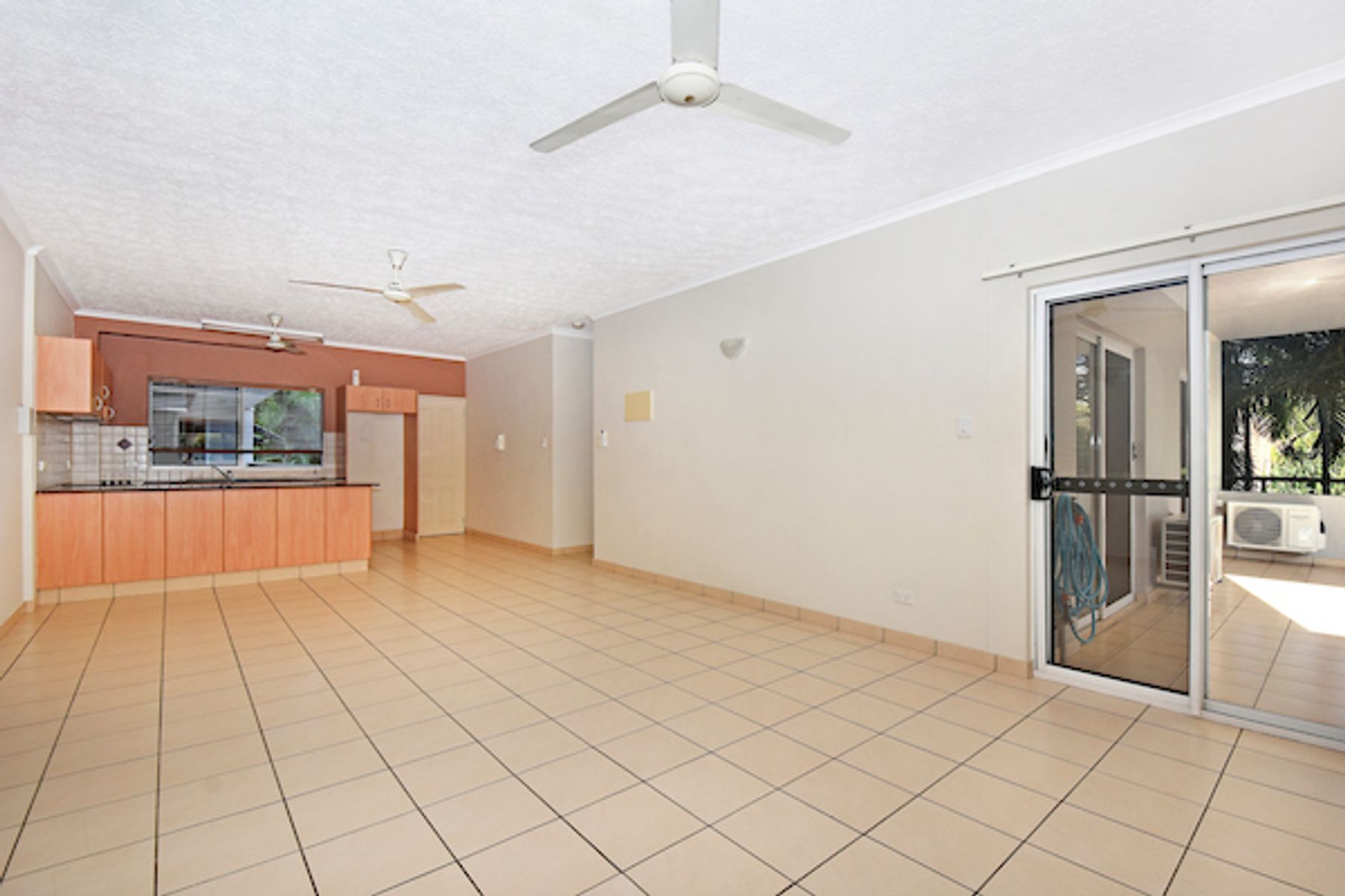 4/80 Woods Street, Darwin City NT 0800, Darwin City - Thumbnail 3