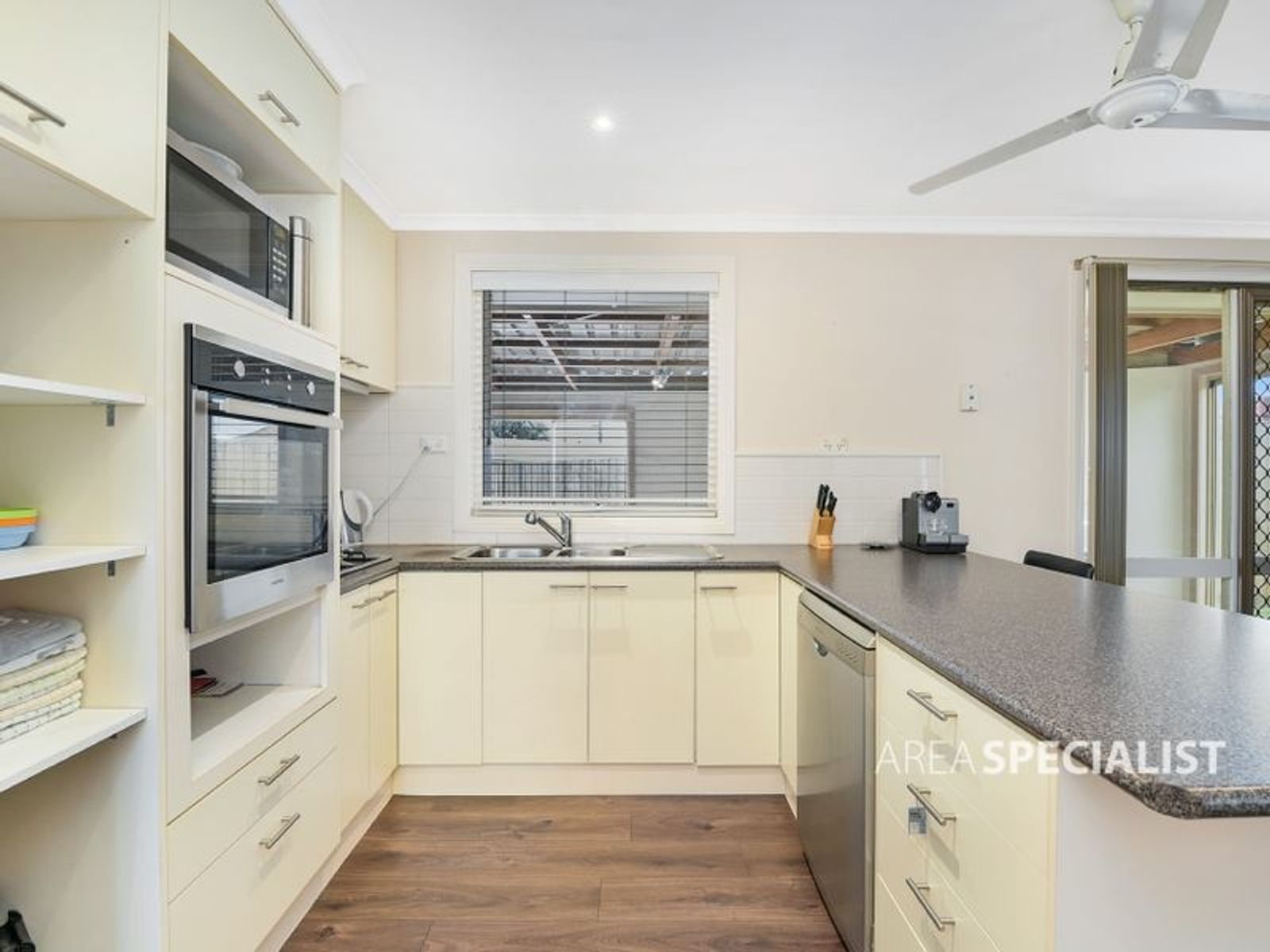 15 Kooyong Close, Hampton Park, VIC 3976, Hampton Park - Thumbnail 6