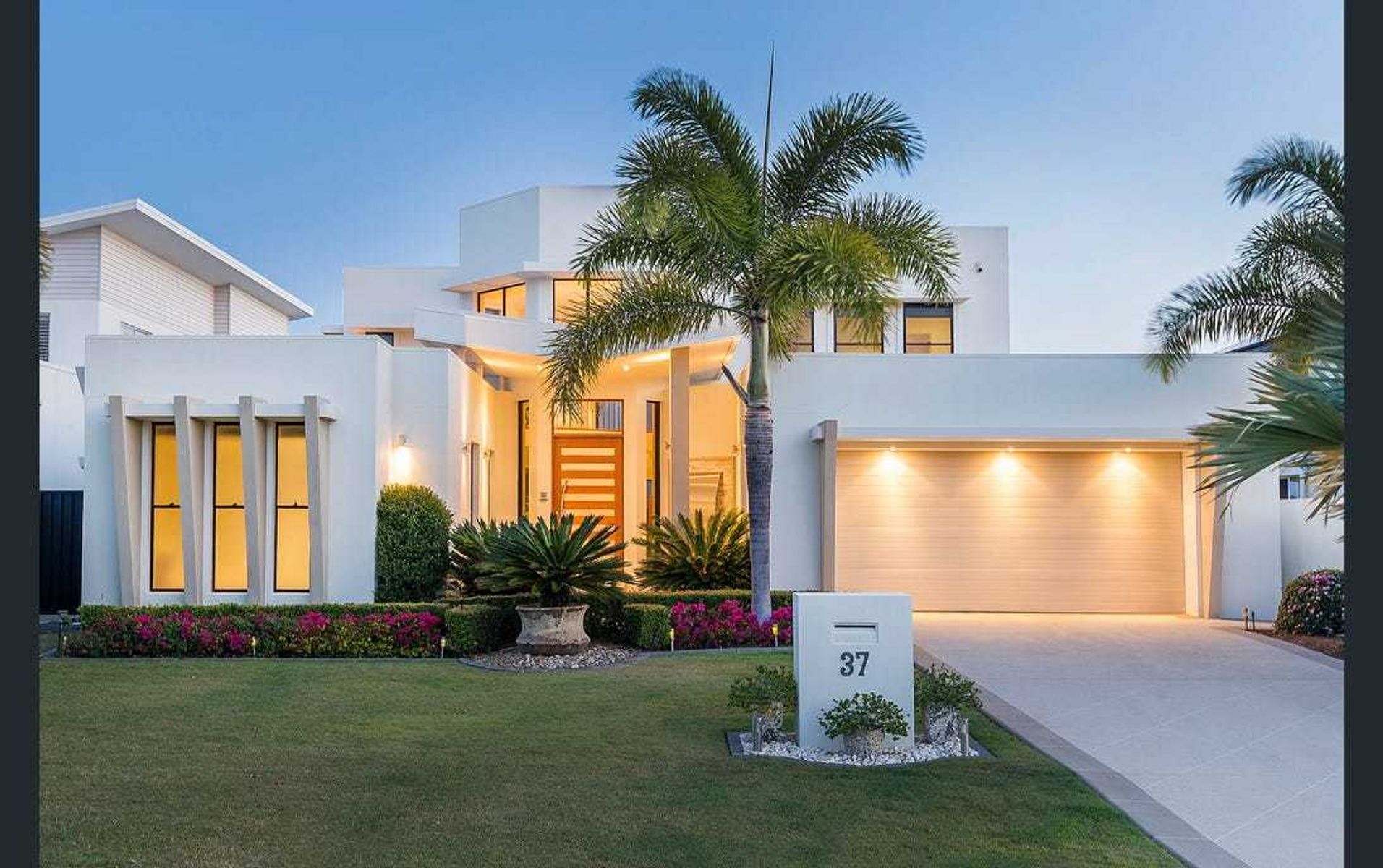 37 Marina Parade, Jacobs Well QLD 4208