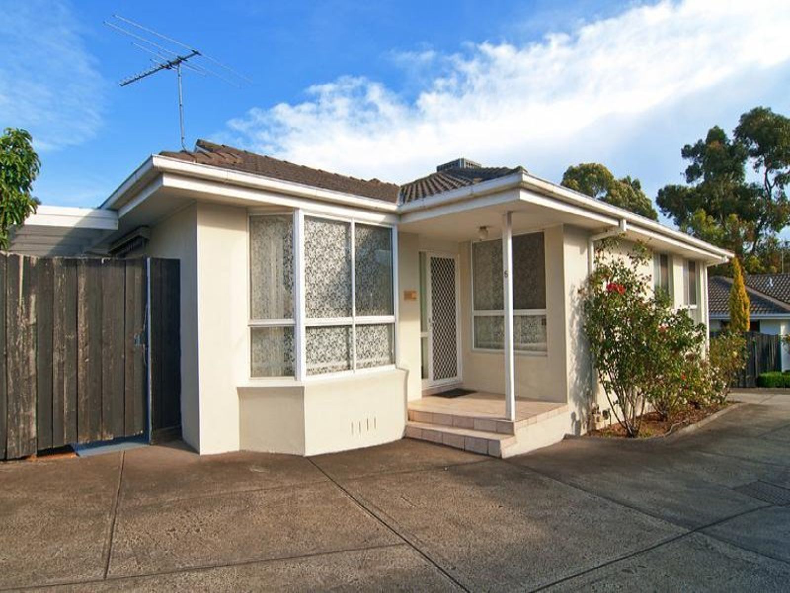 5/9 Kitson Crescent, Airport West - Thumbnail 2