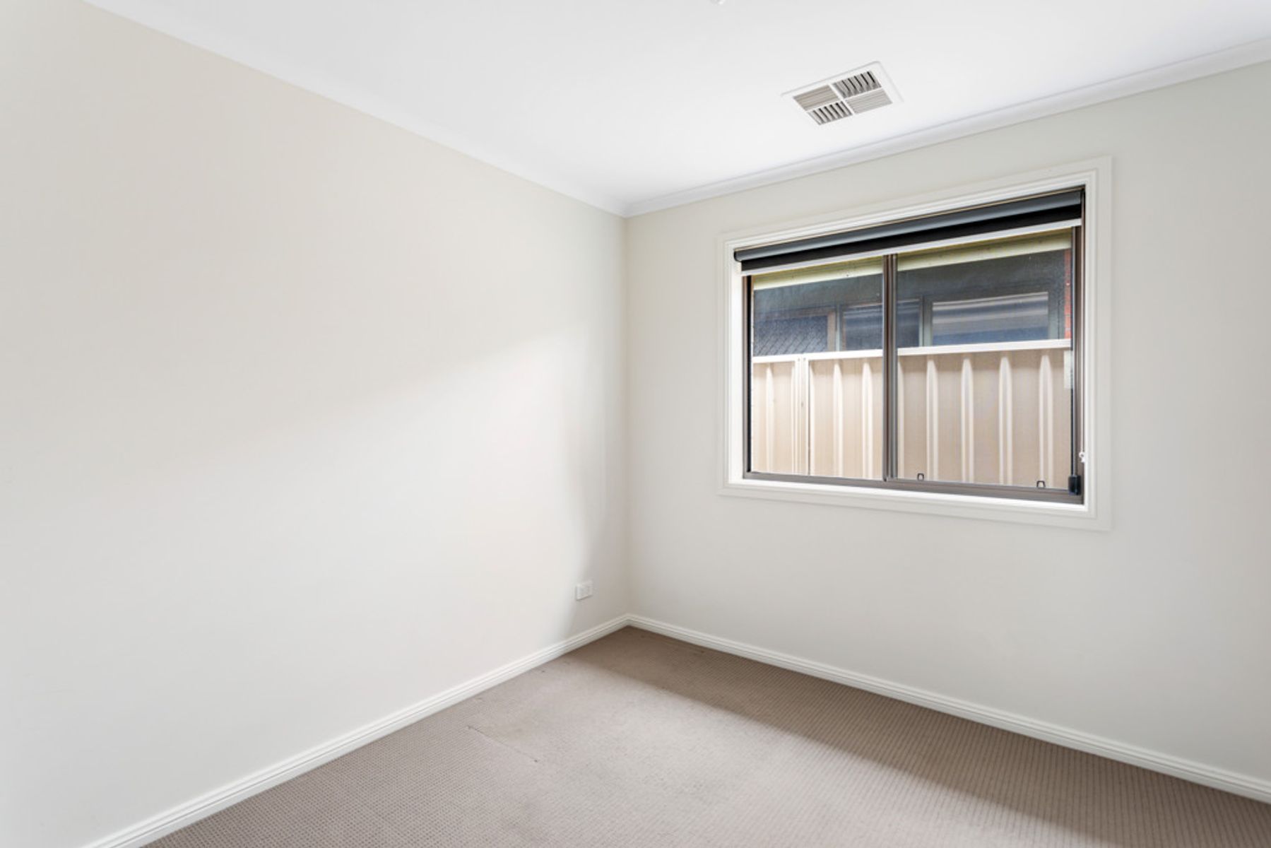 38A Piper Street, Parafield Gardens, SA 5107, Parafield Gardens - Thumbnail 4