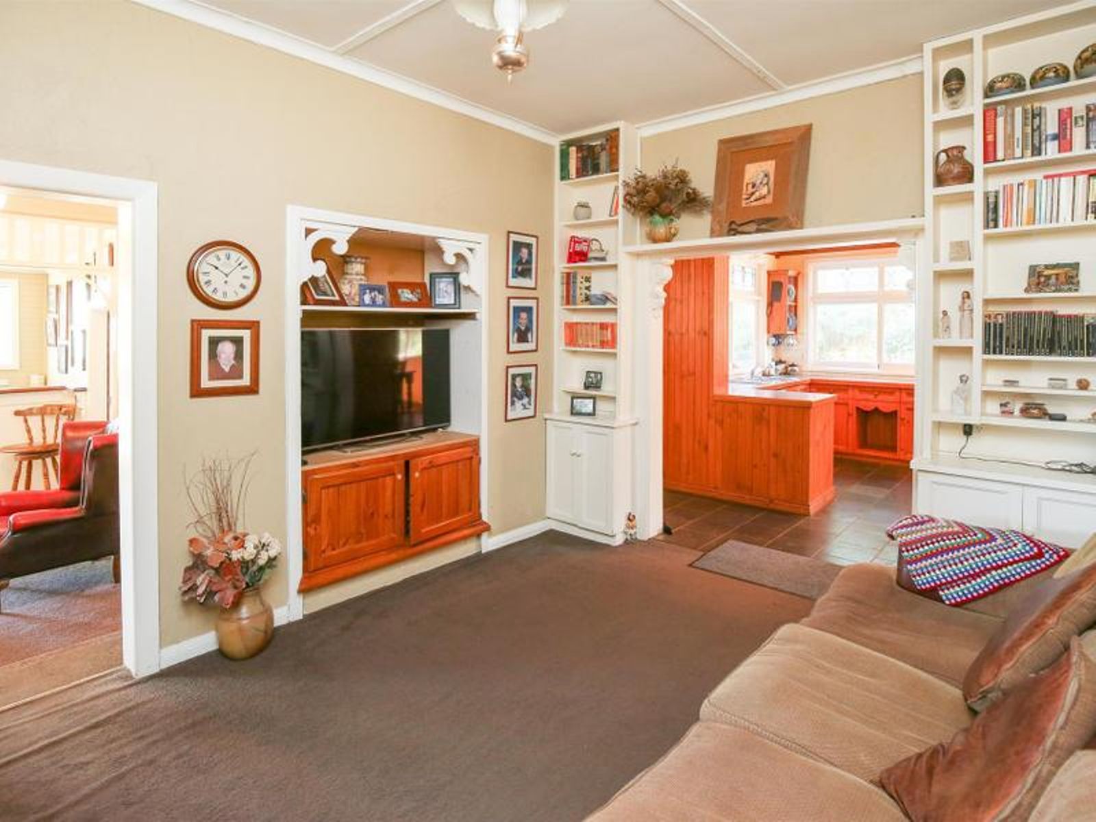 981 Irymple  Avenue, Irymple - Thumbnail 3
