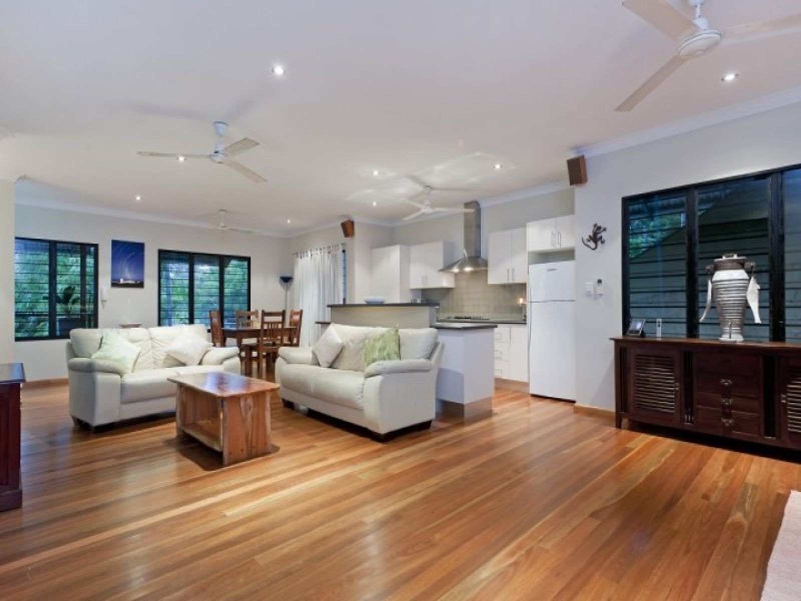 7a Winston Avenue, Stuart Park NT 0820, Stuart Park - Thumbnail 2