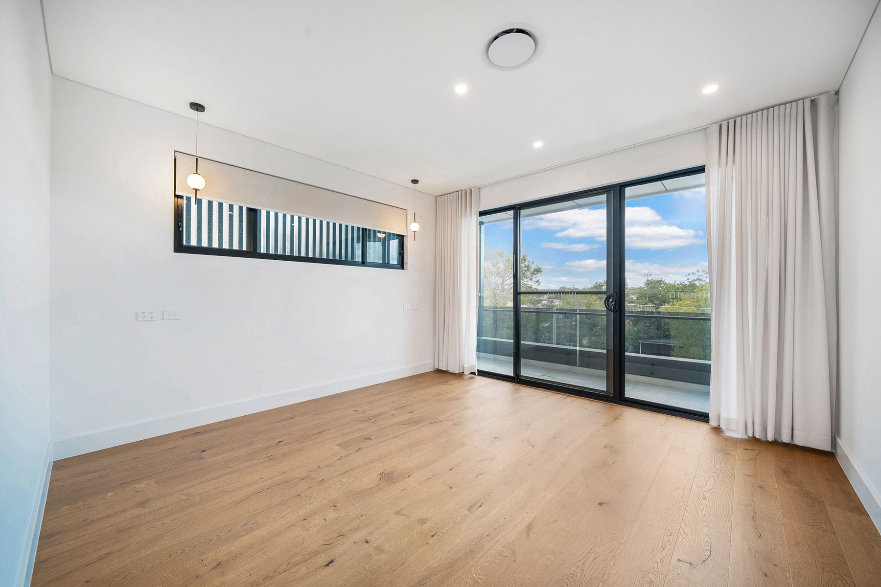 102a Tompson Rd, Panania NSW 2213, Panania - Thumbnail 4