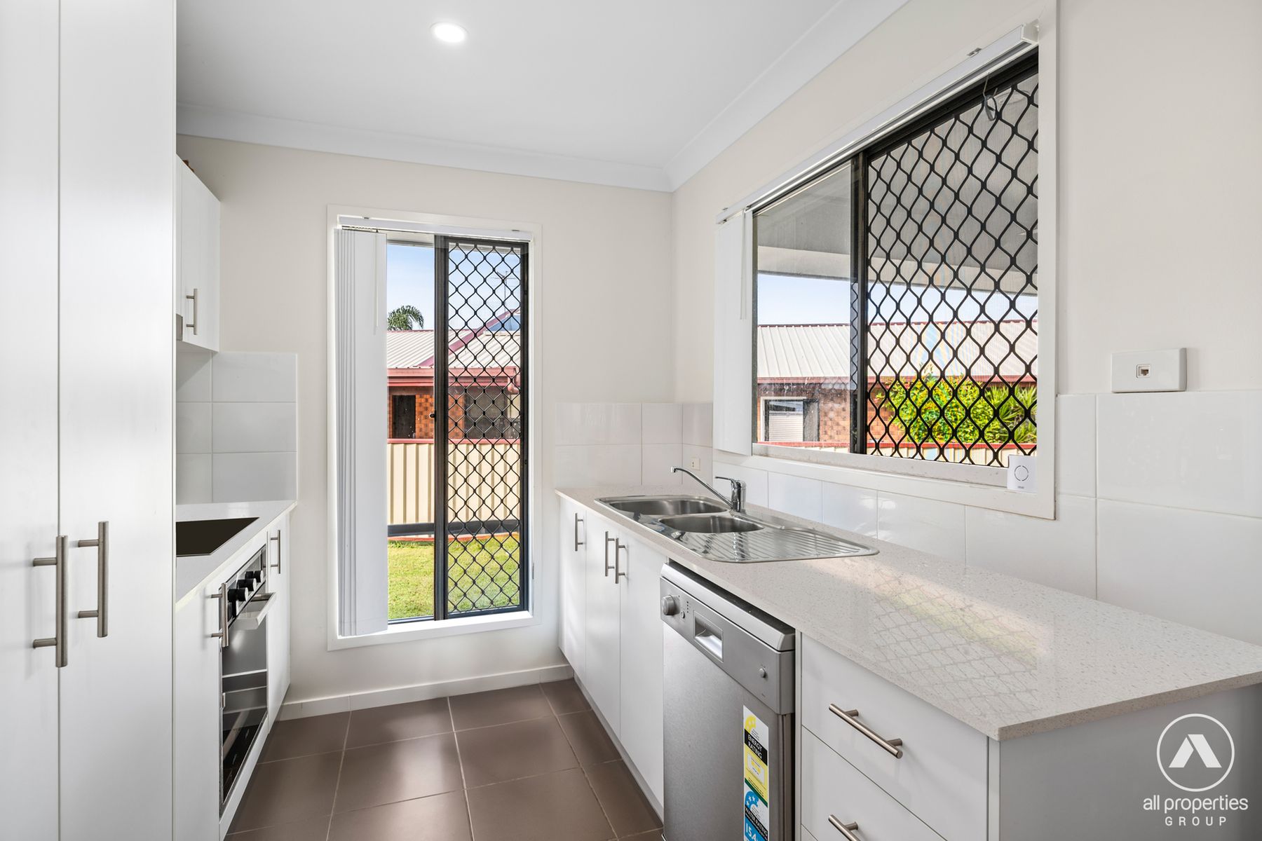 2/1 Rayners Place, Boronia Heights QLD 4124, Boronia Heights - Thumbnail 5