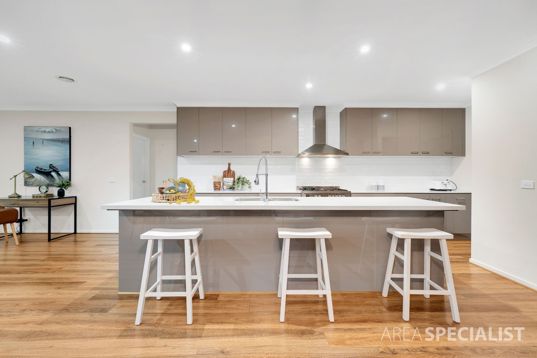 21 Mernoo Avenue, Clyde North, VIC 3978, Clyde North - Thumbnail 6