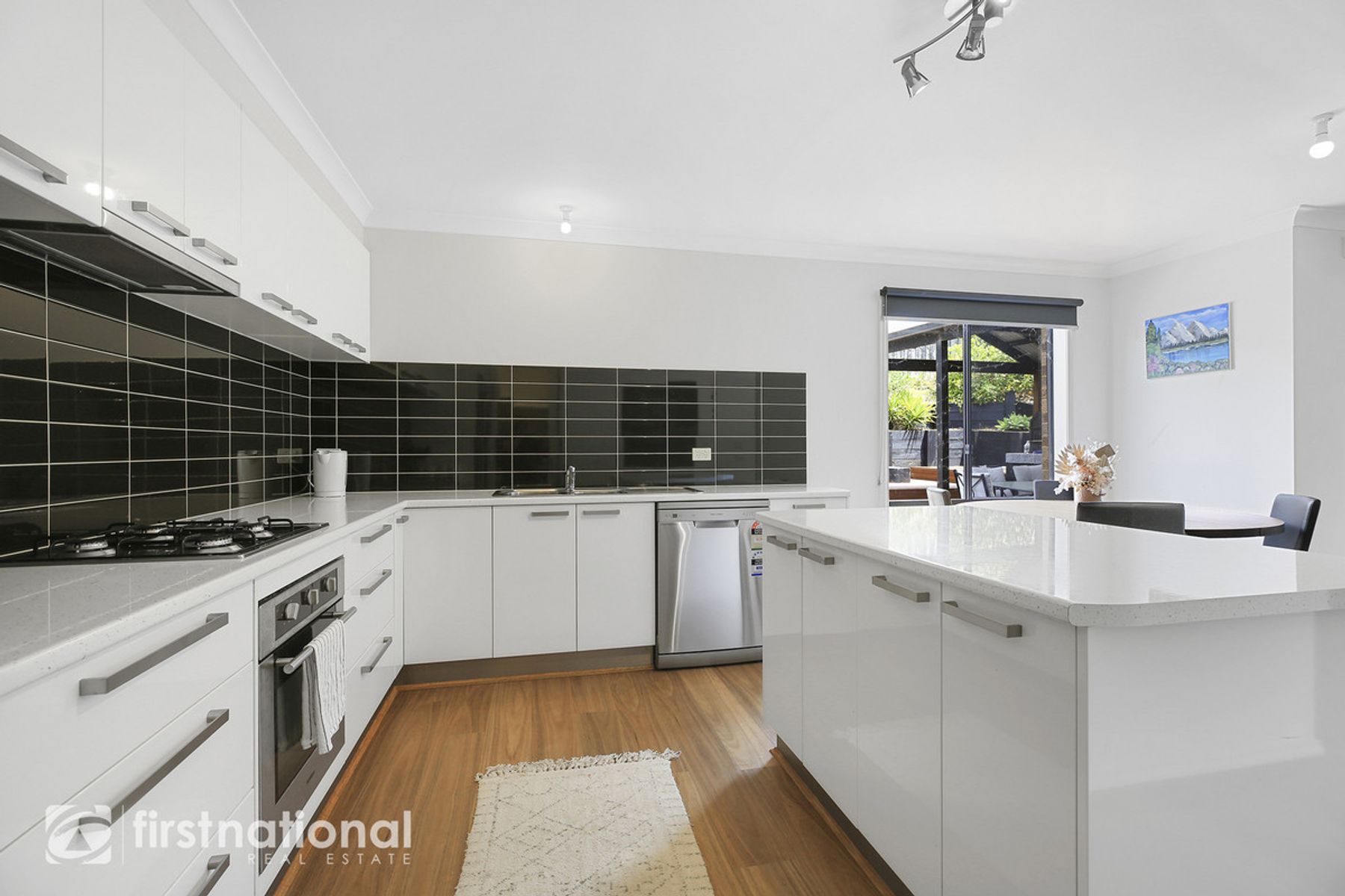 6 Melzak Way, Warragul, VIC 3820, Warragul - Thumbnail 6