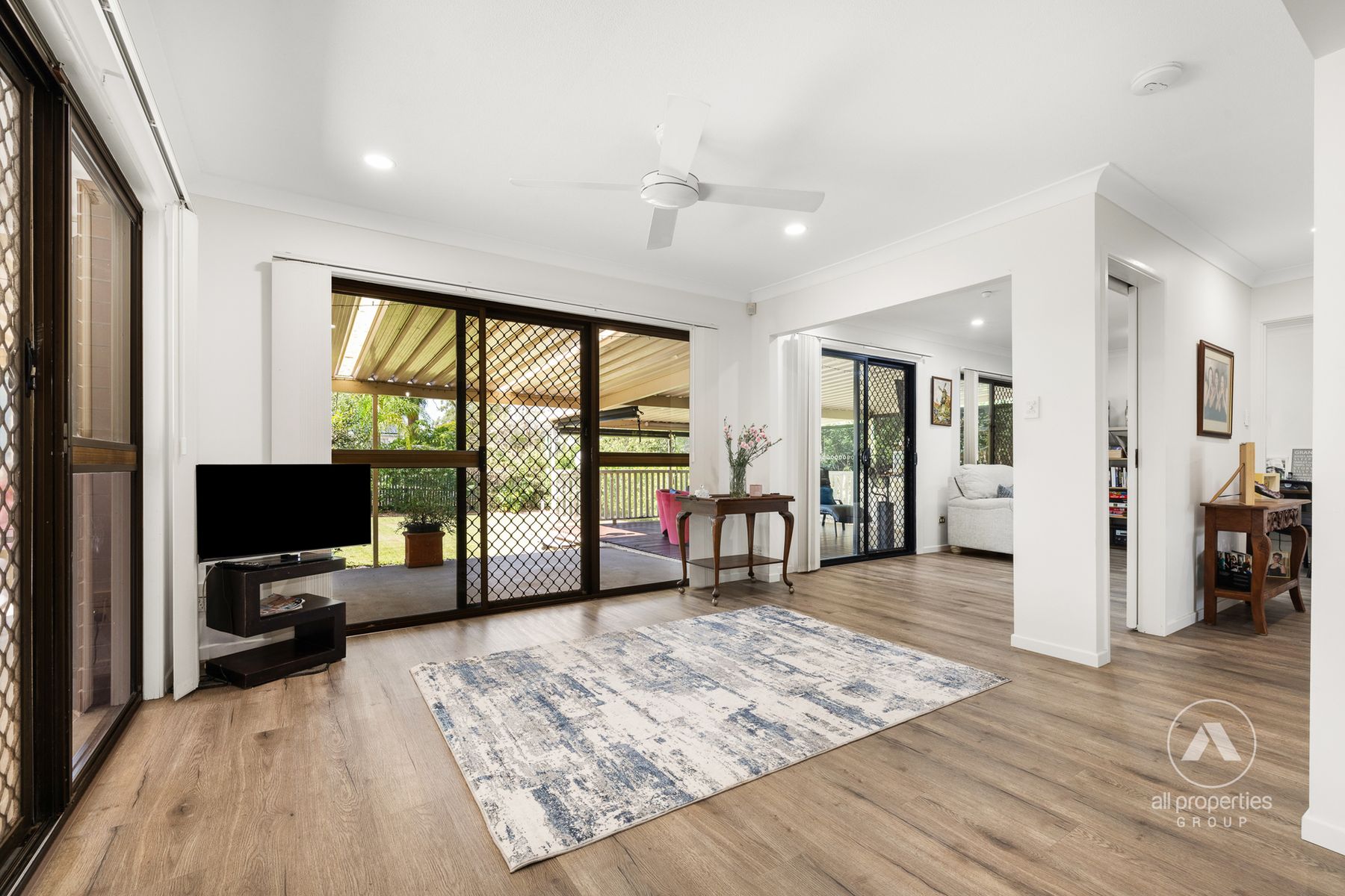 14 Woodview Street, Browns Plains QLD 4118, Browns Plains - Thumbnail 8
