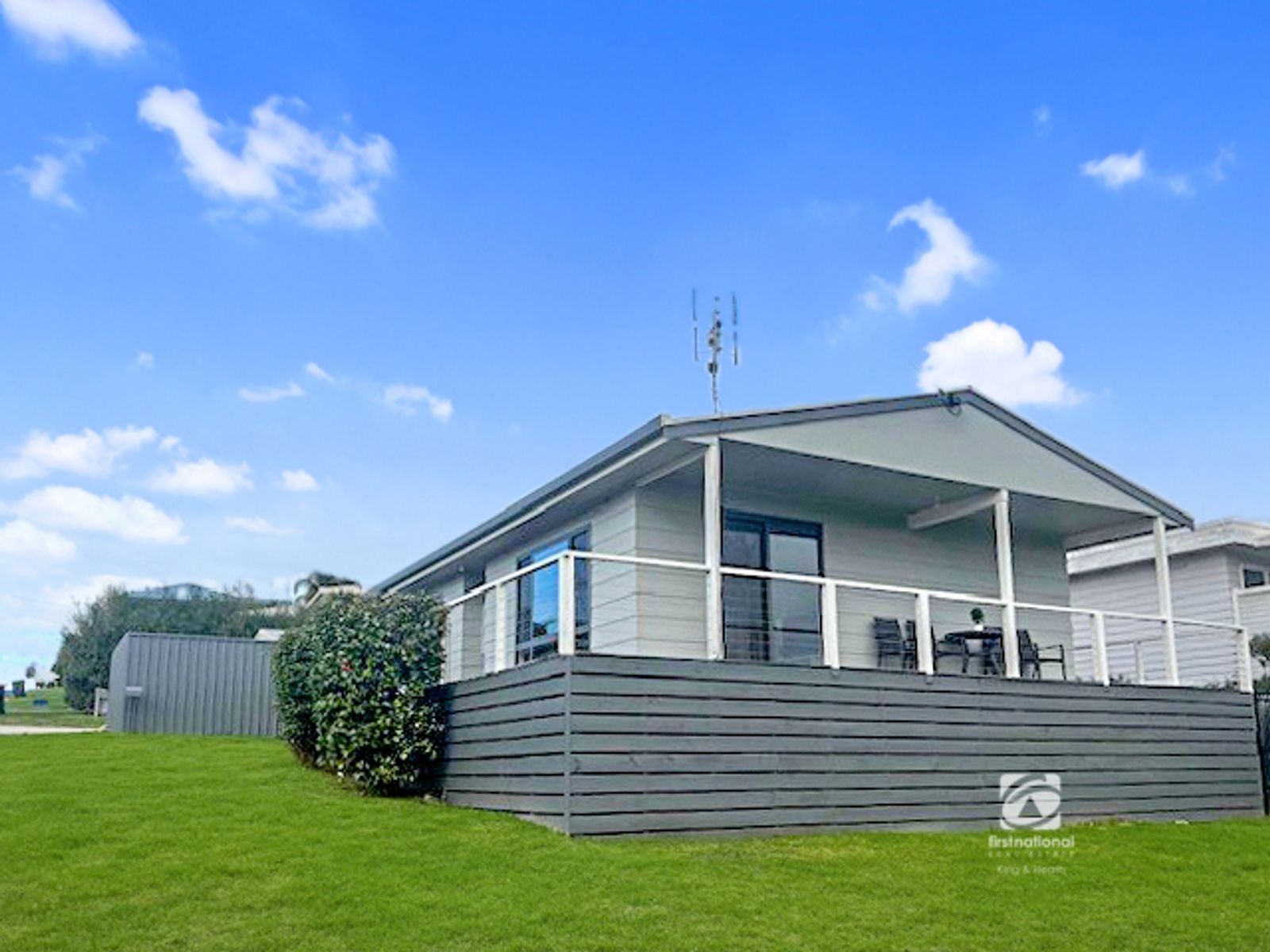 20 Nautilus Way, Lakes Entrance VIC 3909