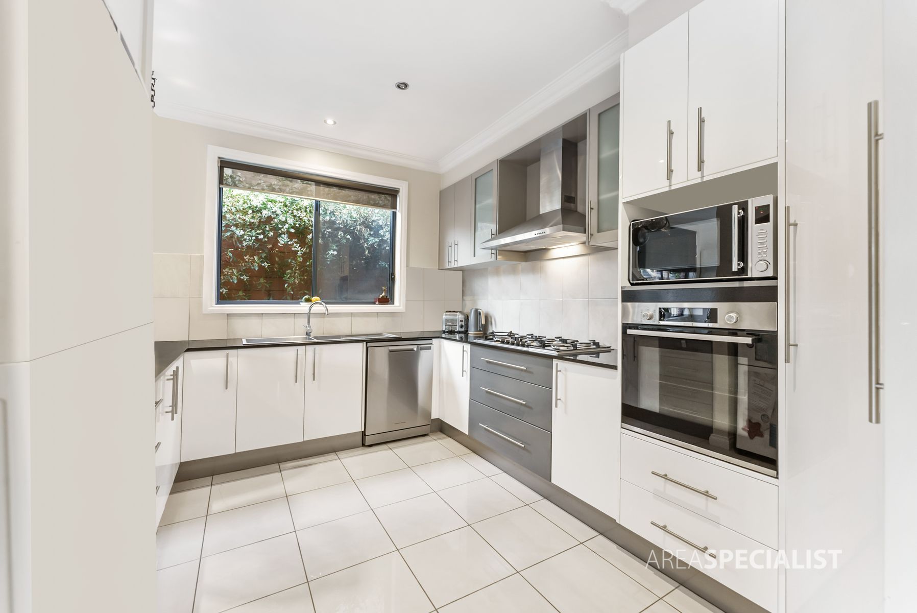 11 Hemsley Promenade, Point Cook, VIC 3030, Point Cook - Thumbnail 6