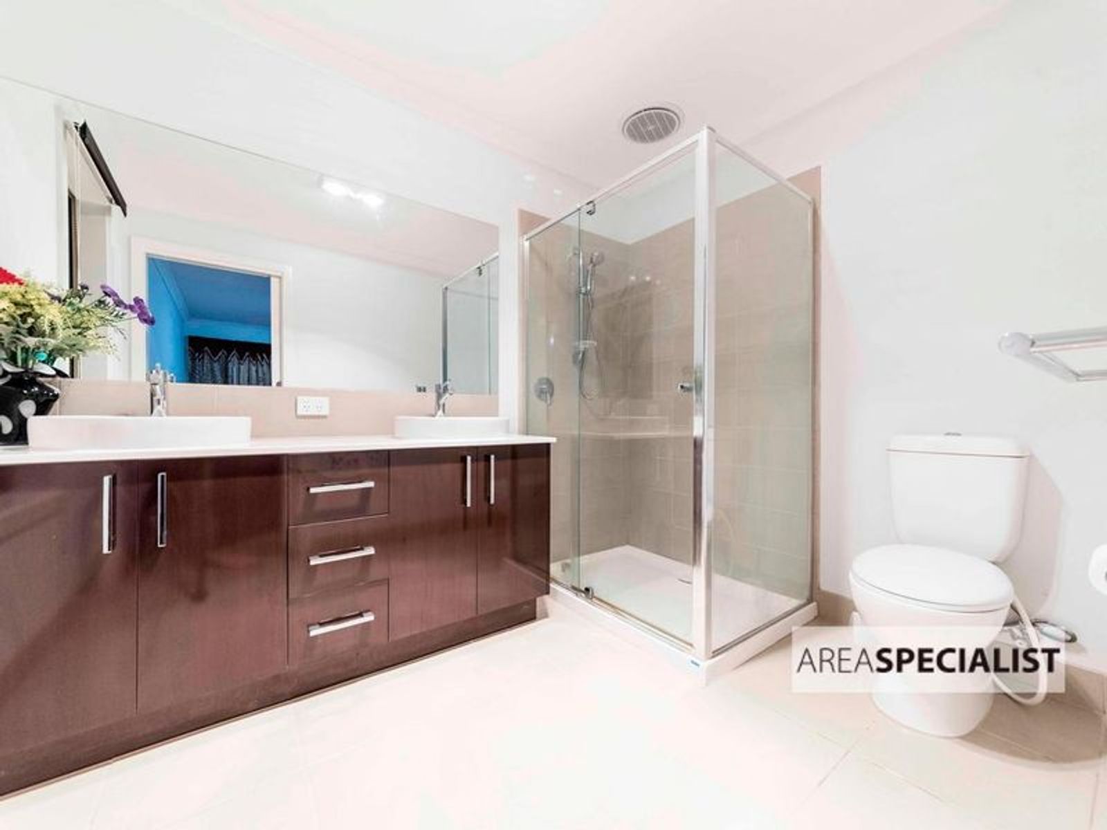 6 Nile Crescent, Cranbourne, VIC 3977, Cranbourne - Thumbnail 4