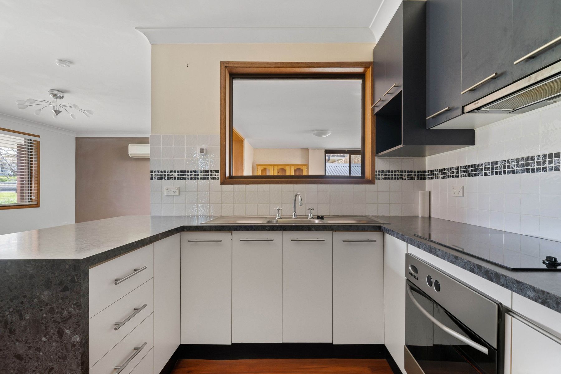 21 Trumper Place, Windradyne NSW 2795, Windradyne - Thumbnail 2