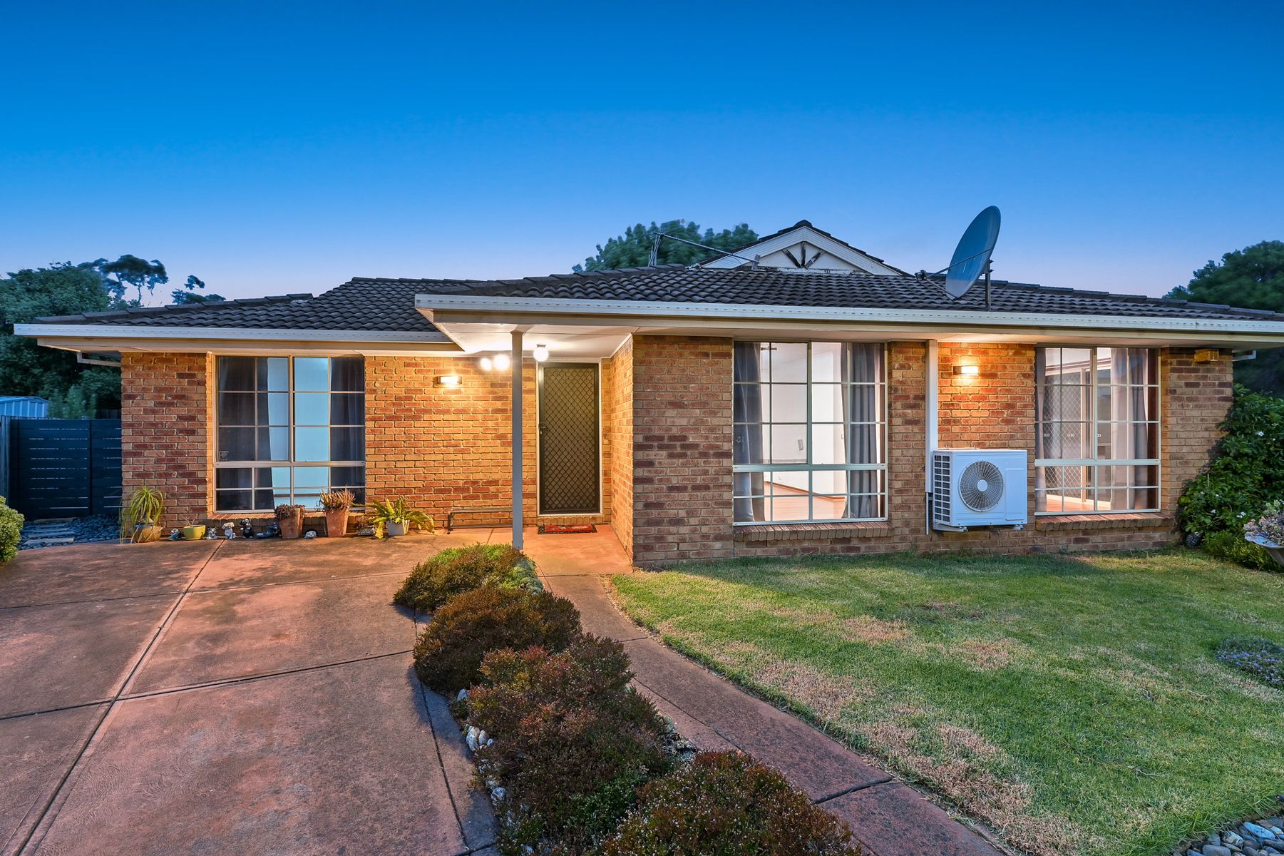 24 Dotterel Court, Chelsea Heights, VIC 3196, Chelsea Heights - Thumbnail 2