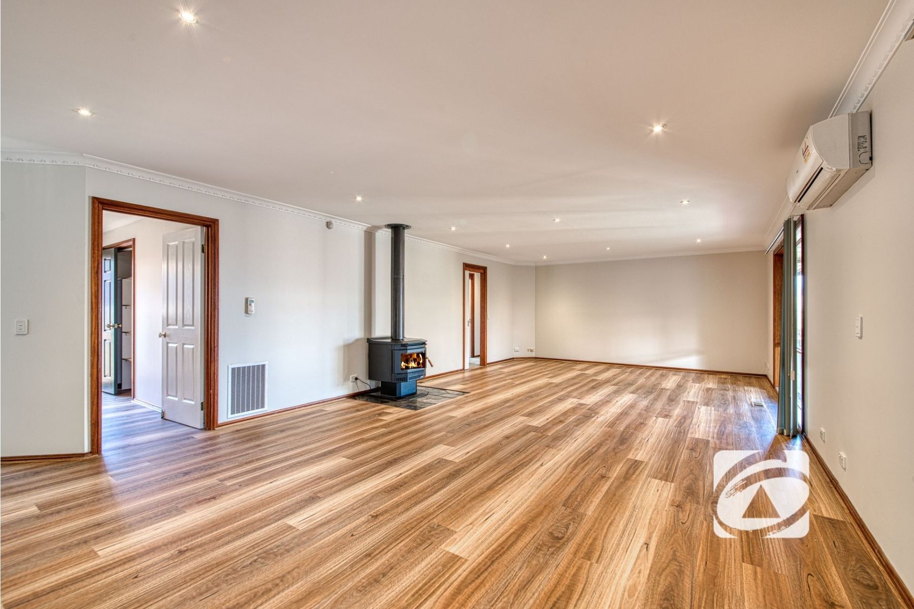 9 Millgrove Way, Berwick VIC 3806, Berwick - Thumbnail 7