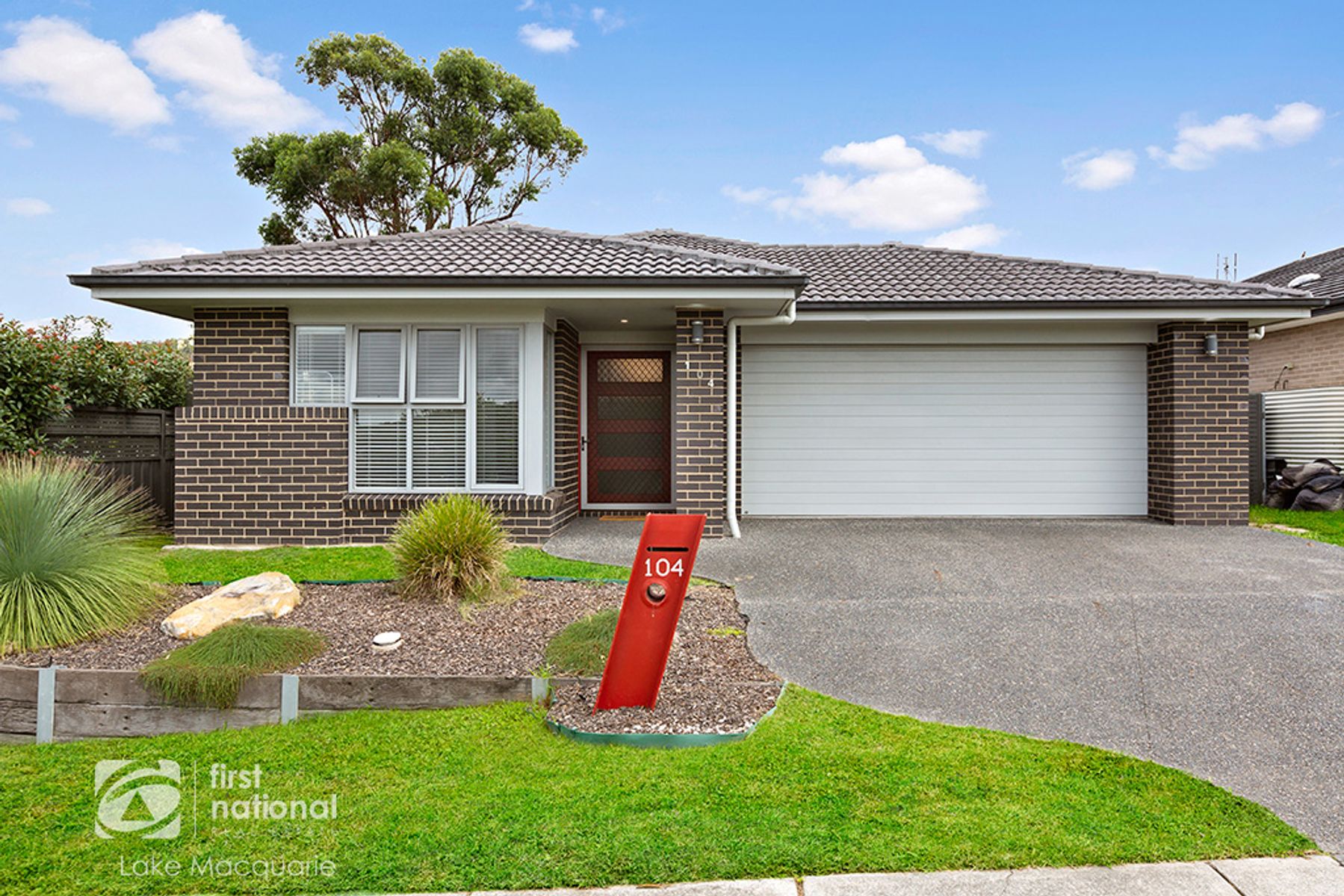 104 Blackwood Circuit, Cameron Park NSW 2285