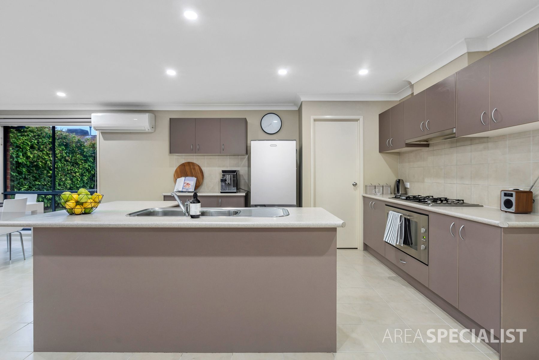 61 Boronia Avenue, Cranbourne, VIC 3977, Cranbourne - Thumbnail 6