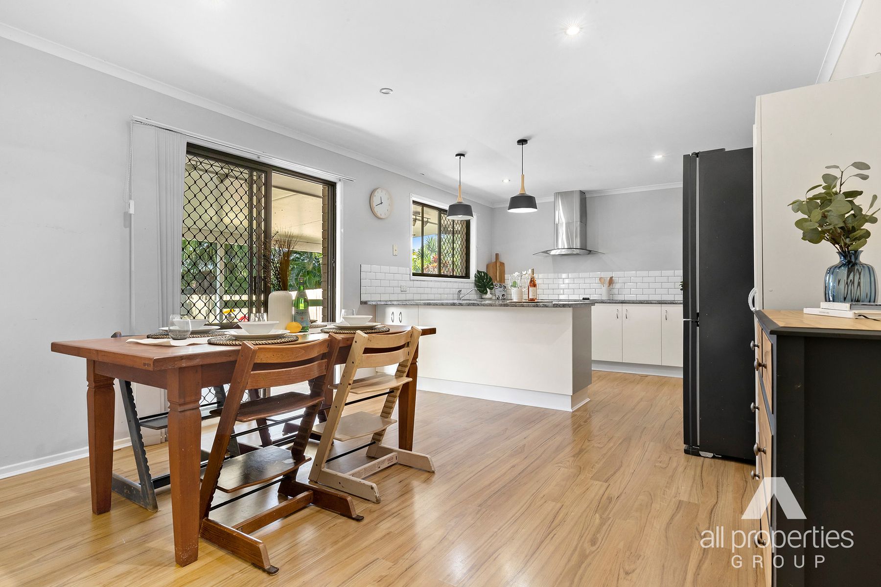 23 Whitcomb Street, Hillcrest, QLD 4118, Hillcrest - Thumbnail 3