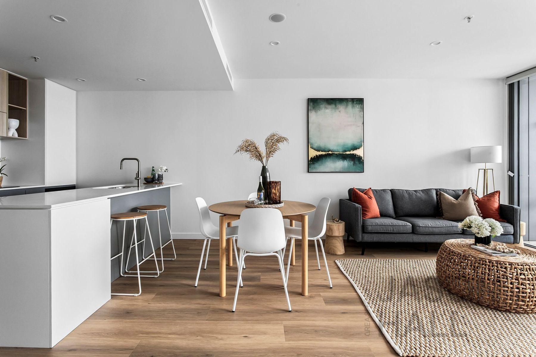 808/104 Easty Street, Phillip, Phillip - Thumbnail 5