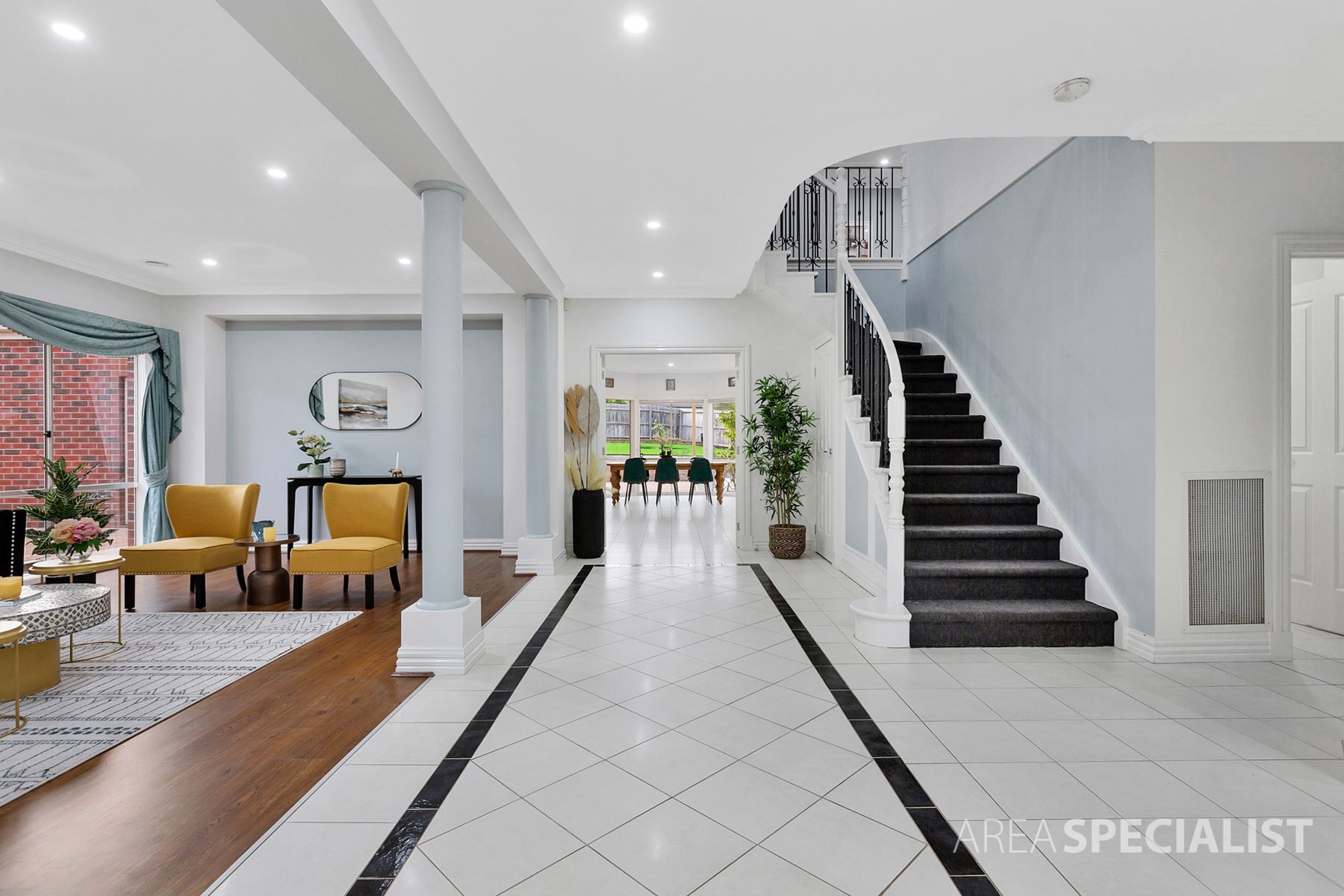 97 Berwick Springs Promenade, Narre Warren South, VIC 3805, Narre Warren South - Thumbnail 3