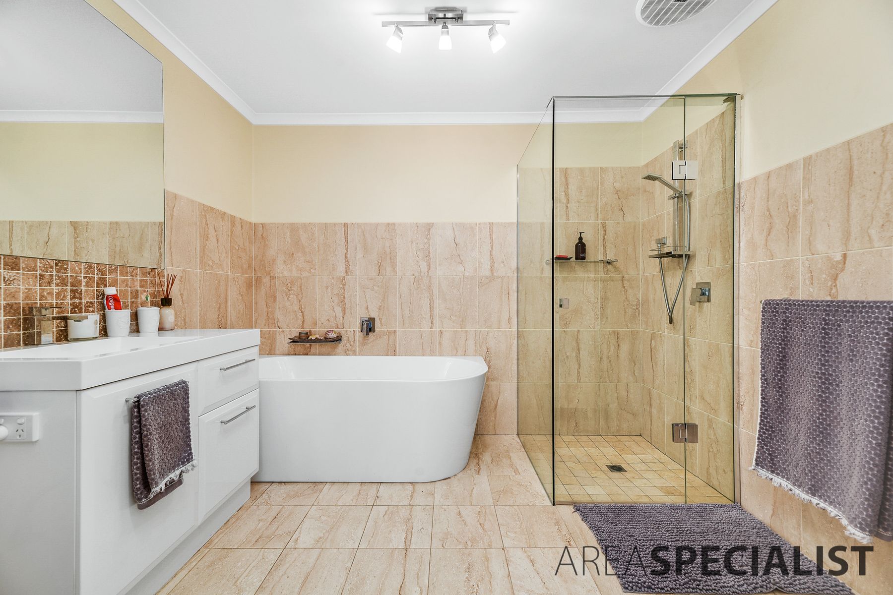 2 Wallace Road, Cranbourne, VIC 3977, Cranbourne - Thumbnail 8