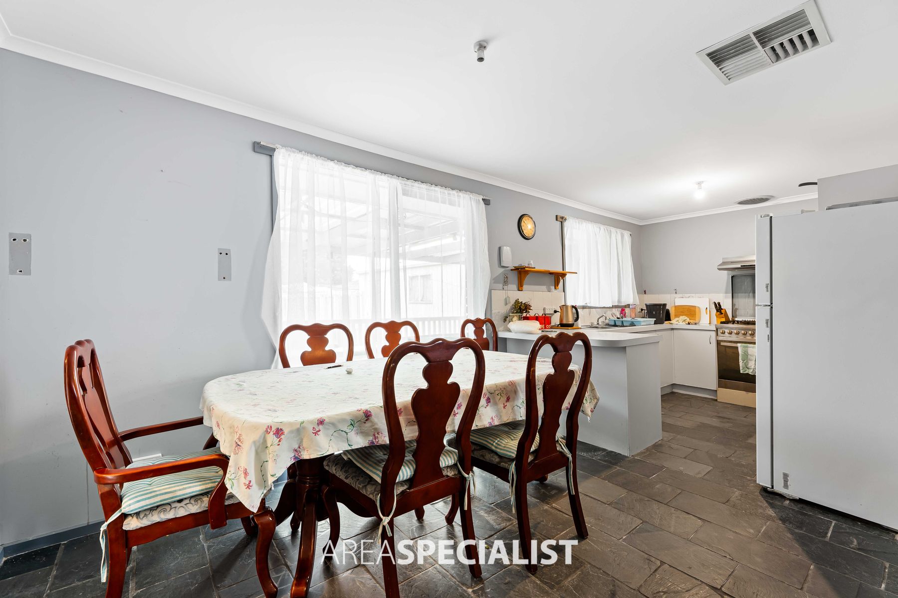 27 Lesley Drive, Hampton Park, VIC 3976, Hampton Park - Thumbnail 6