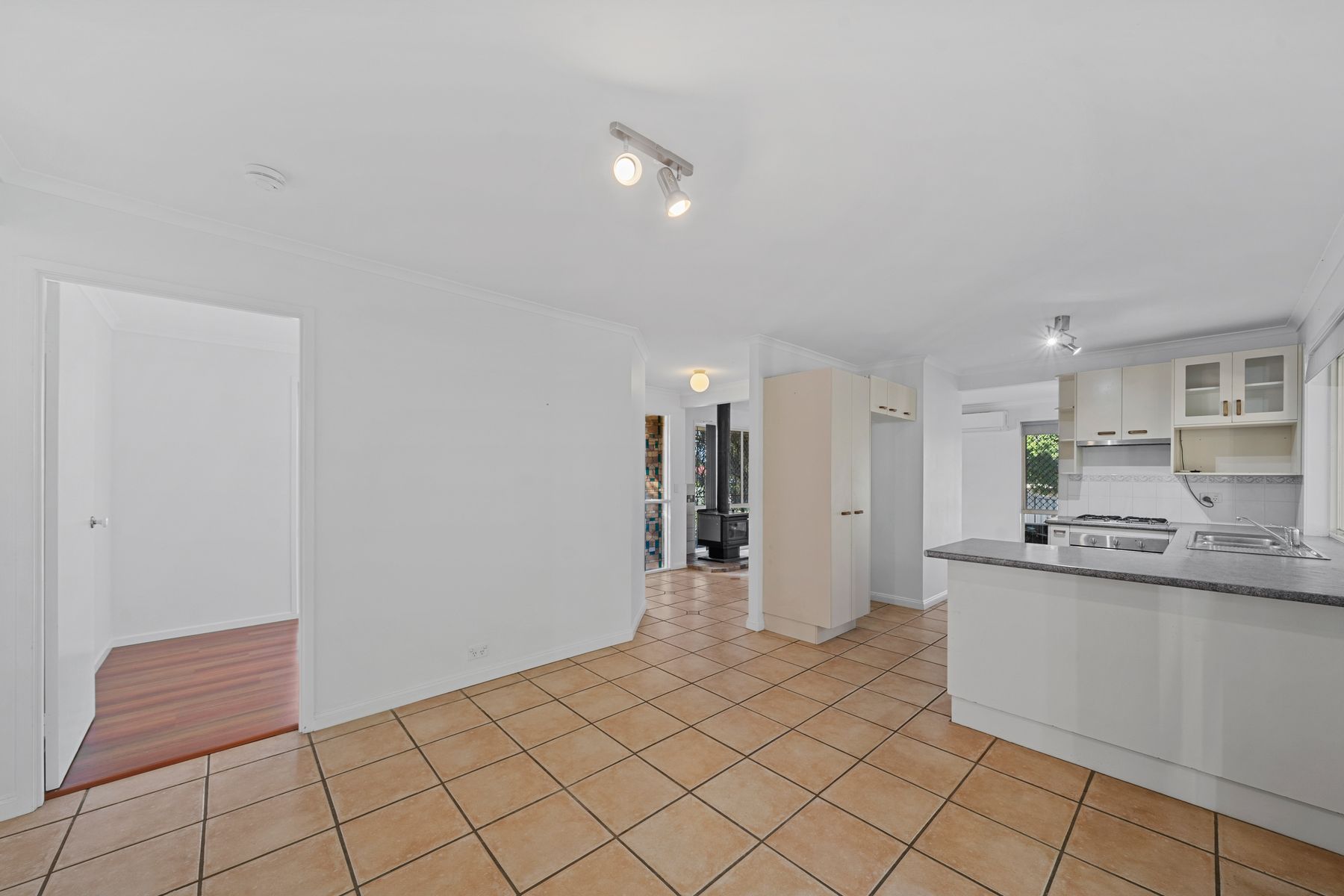 14 Murrumbidgee Street, Hillcrest QLD 4118, Hillcrest - Thumbnail 6