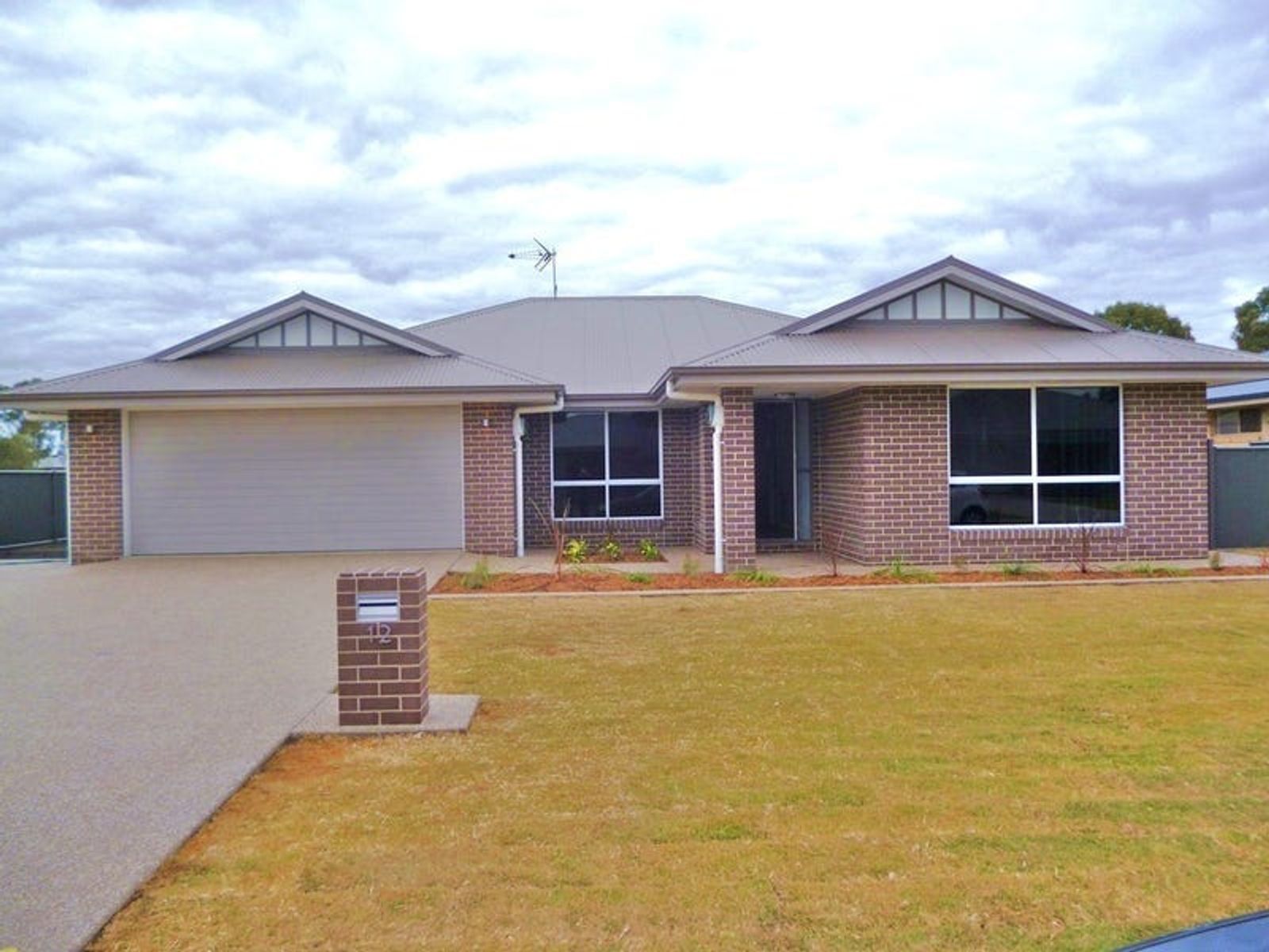12 Layne Crescent, Chinchilla QLD 4413