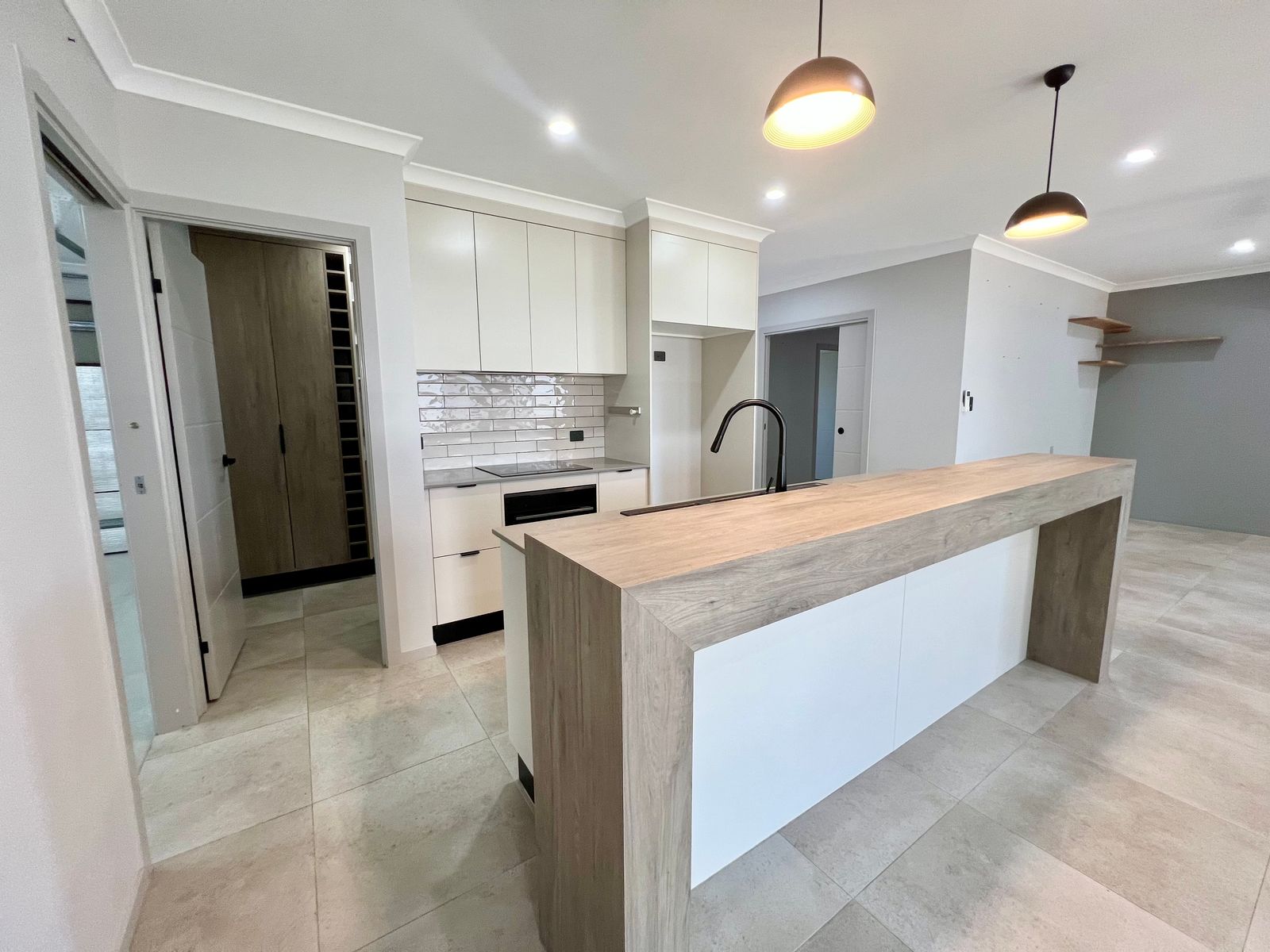 18 Somerset Drive, Andergrove QLD 4740, Andergrove - Thumbnail 4