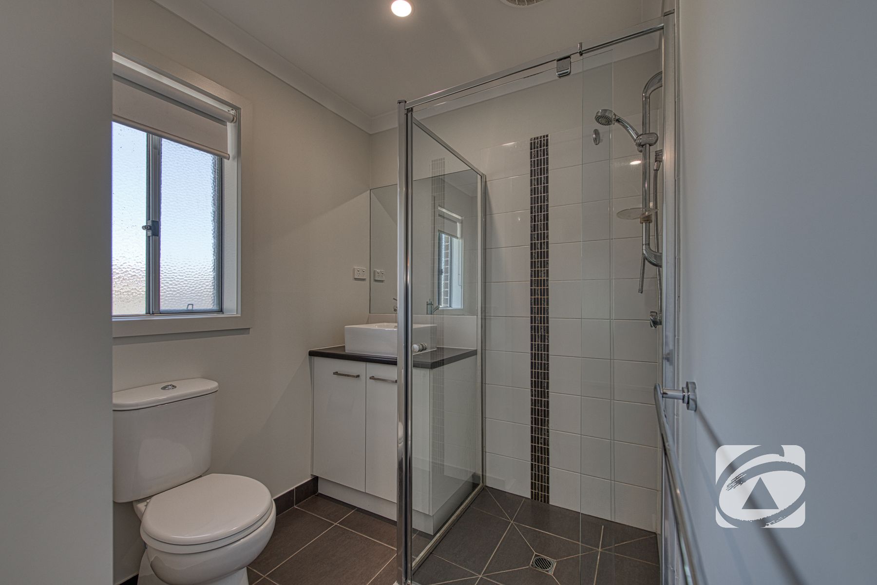 2 Hestia Avenue, Cranbourne West, VIC 3977, Cranbourne West - Thumbnail 7